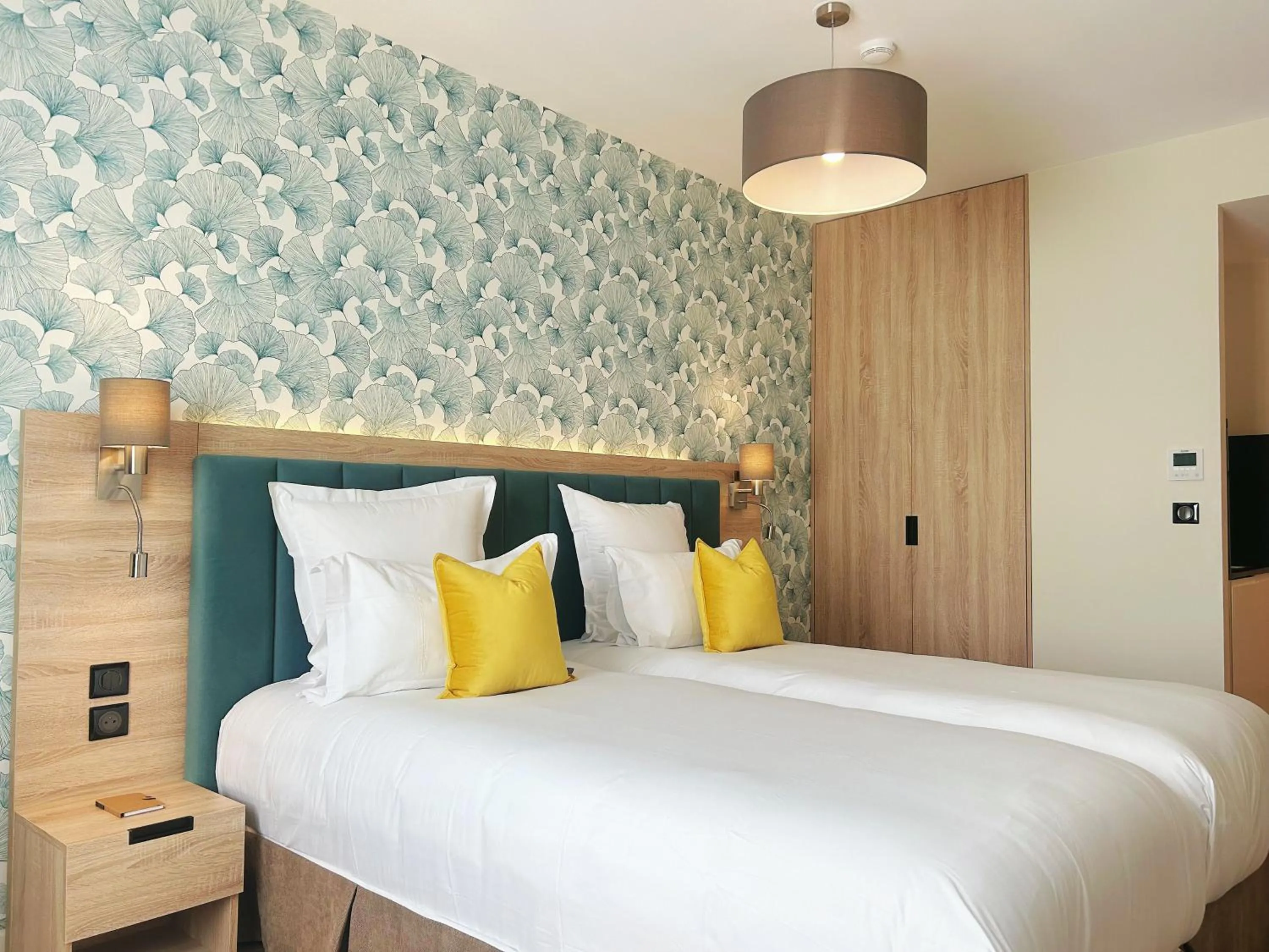 Twin Room in Hôtel Oden Paris Ivry