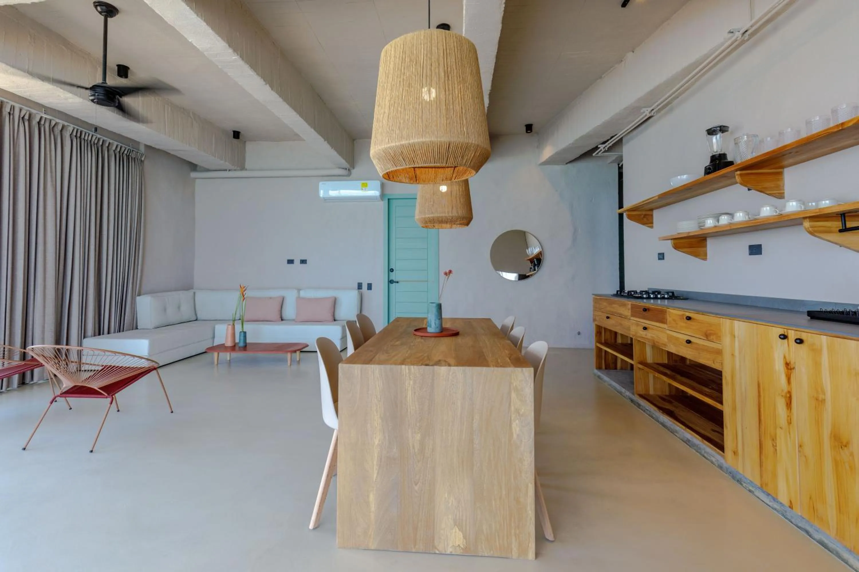 Three-Bedroom Suite in Bondo Estudio