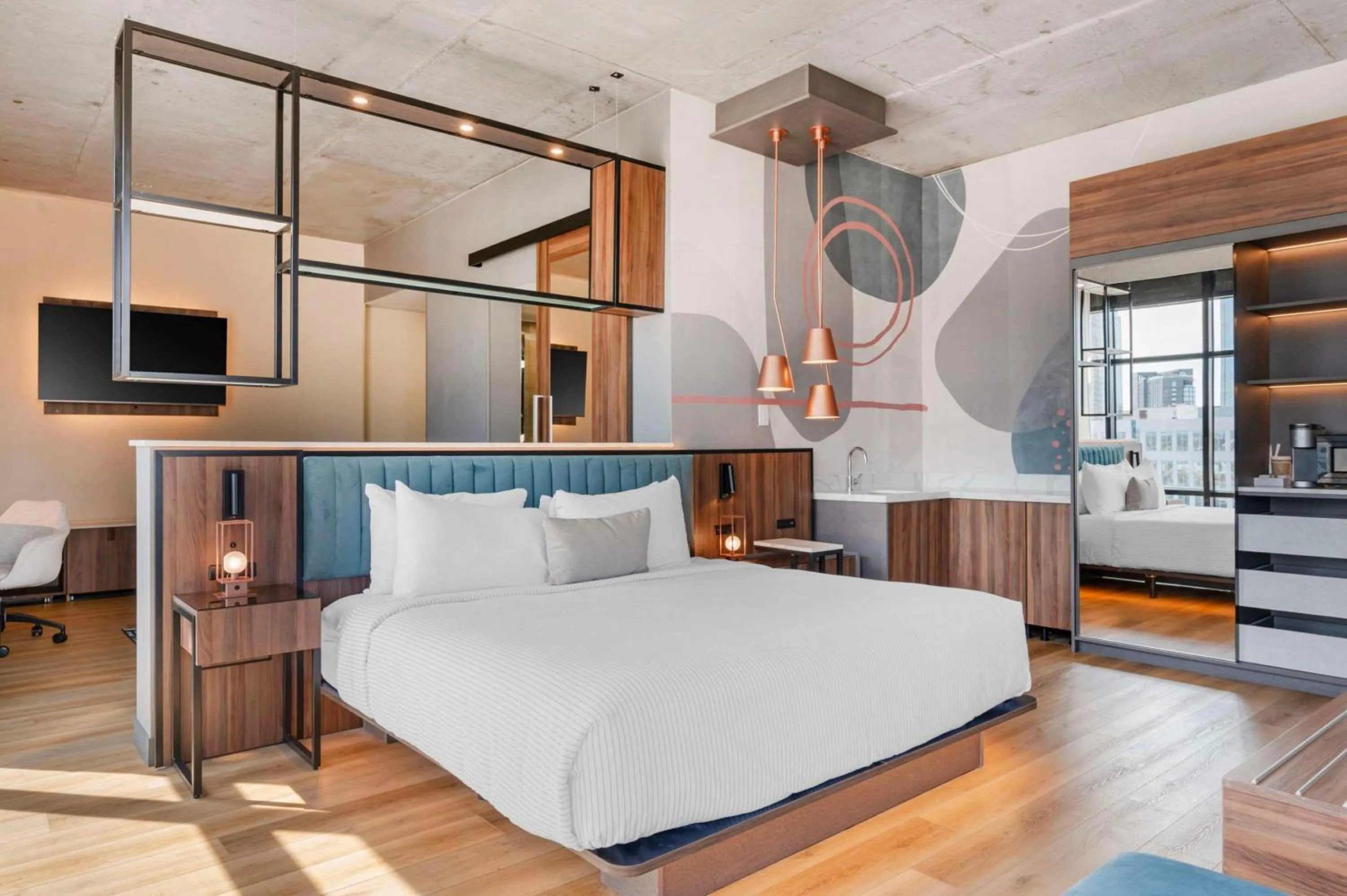 King Suite City View in Cambria Hotel Nashville Midtown