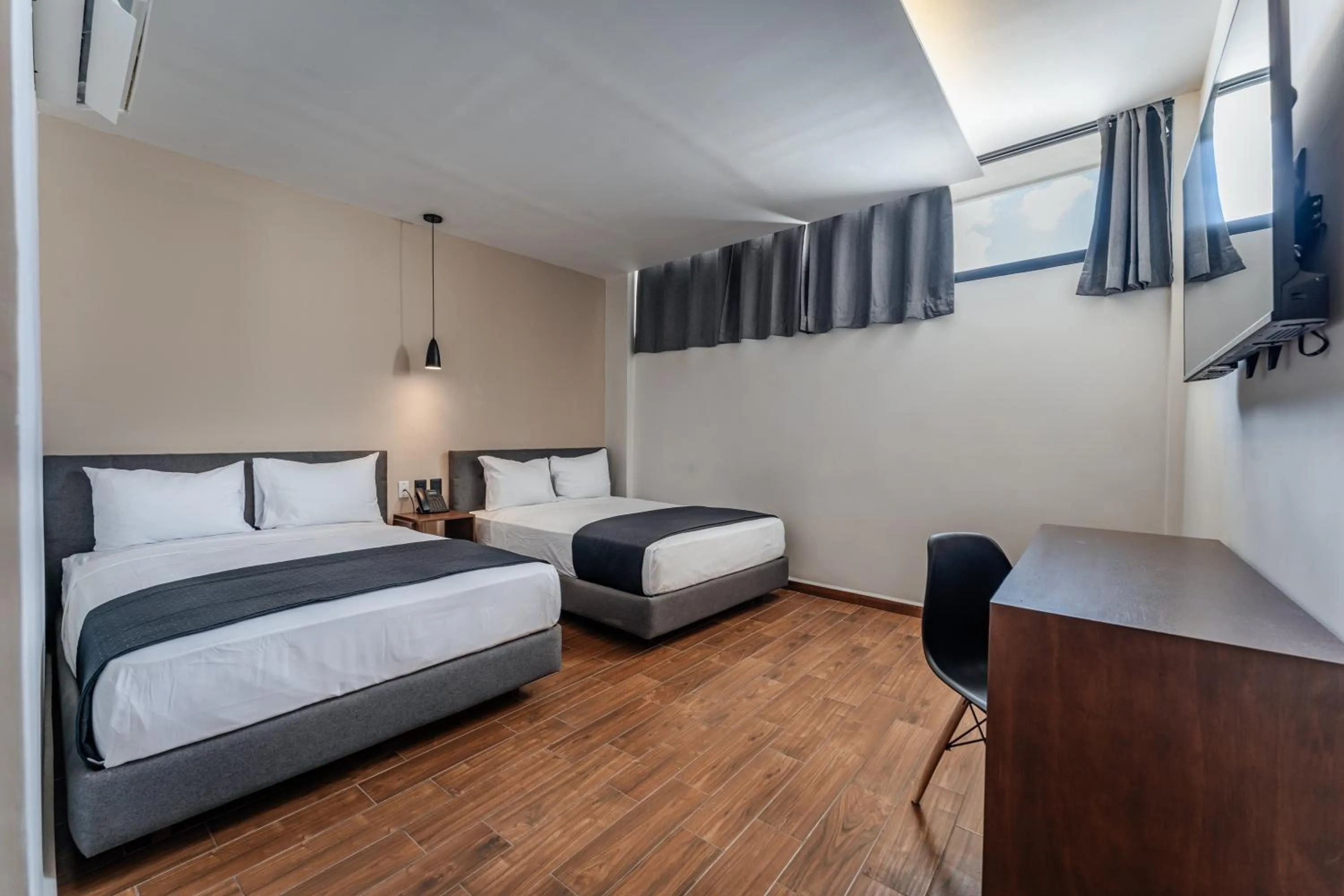 Twin Room in Hotel Mexico, Merida