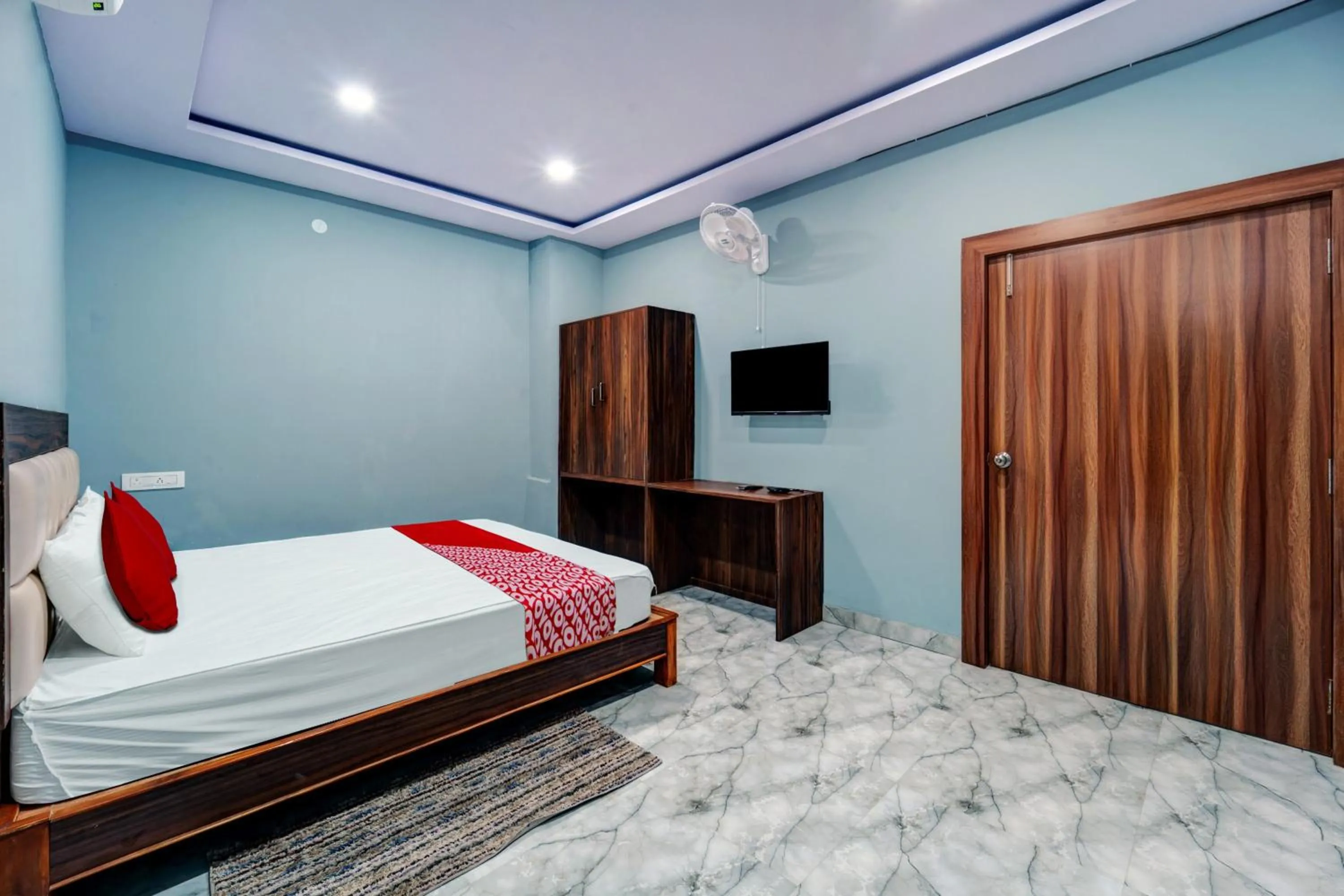 Standard Double Room - single occupancy in Hotel O Snug Inn