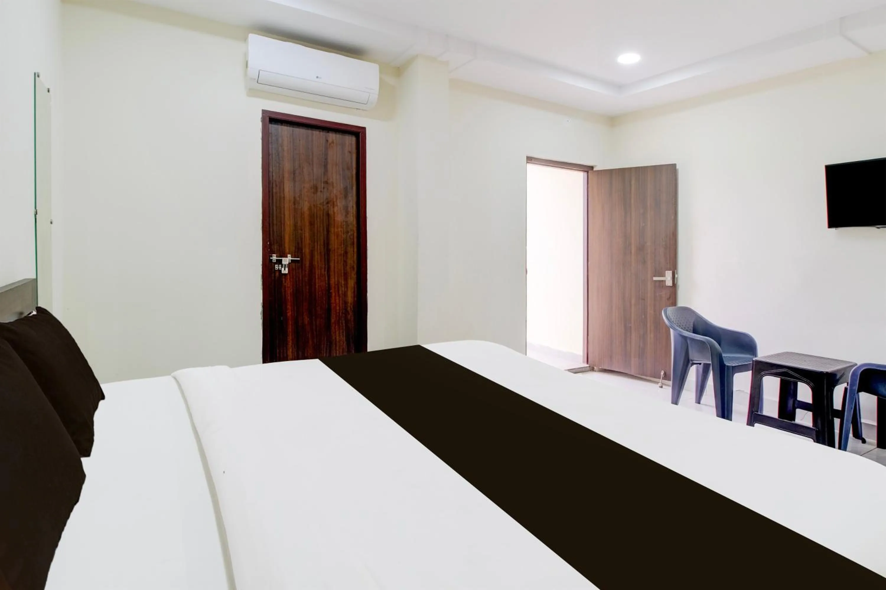 Super Hotel O Ramavarapadu Near PVR Icon