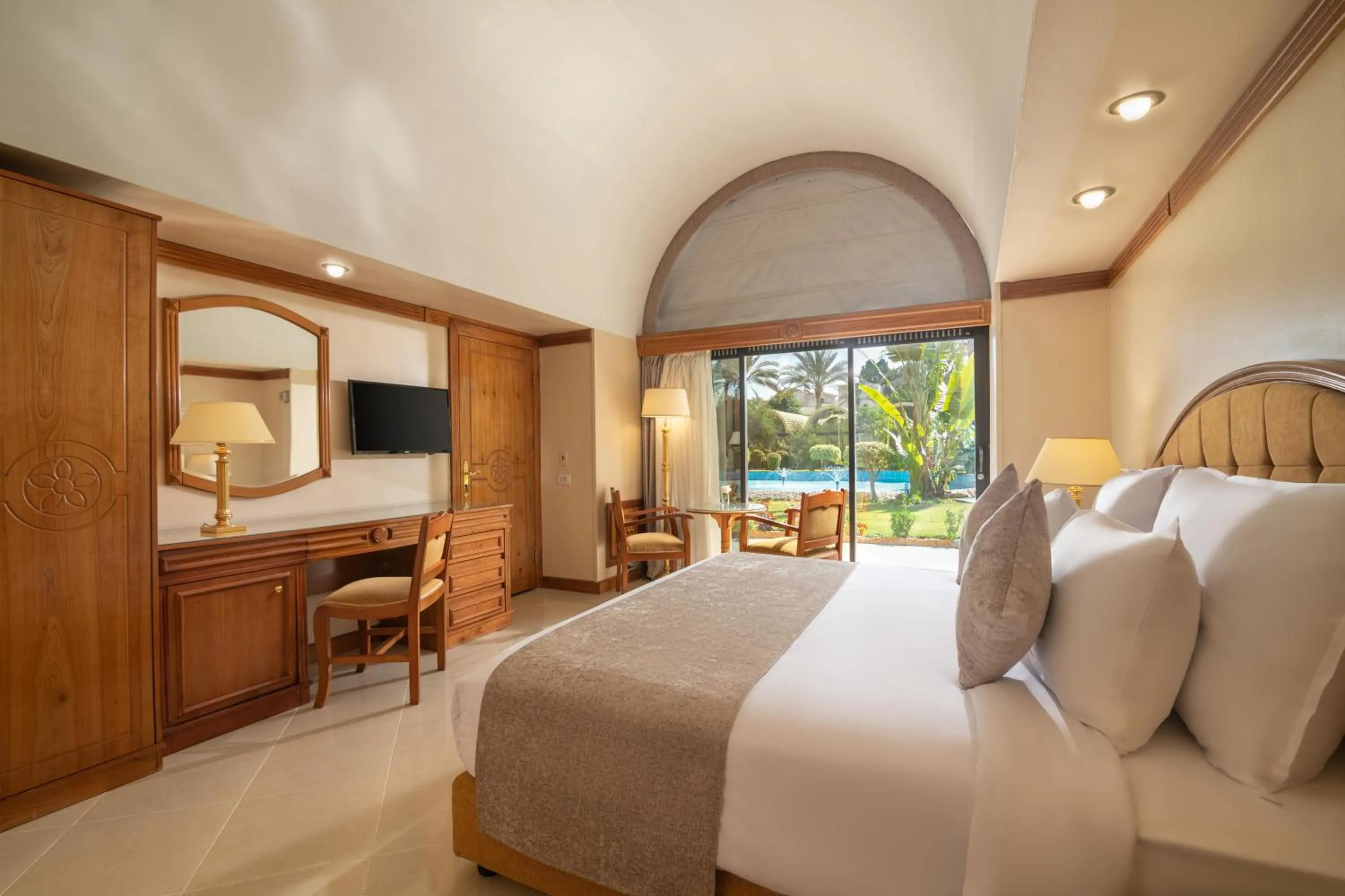 Superior, King or Twin Bed, Garden View - single occupancy in JAZ Pyramids Resort