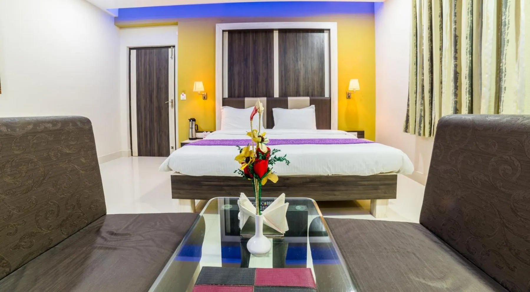 Deluxe Room in Hotel Heeralal