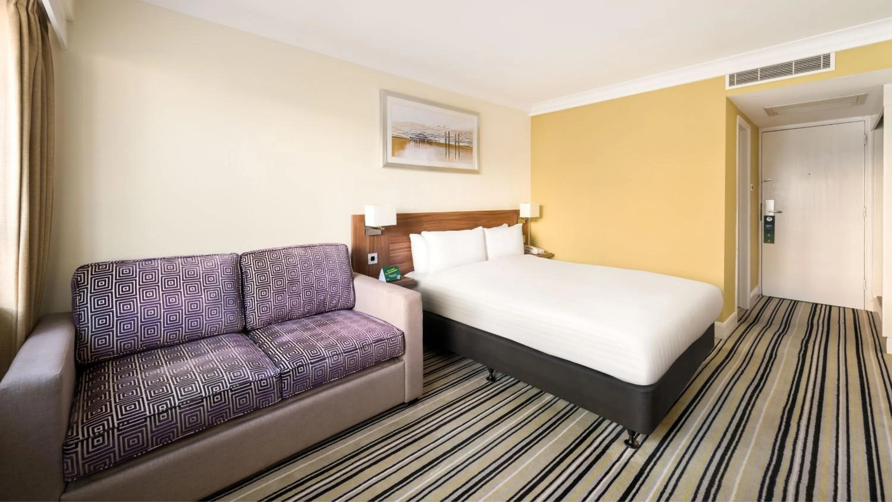 Standard Double Room with Sofa Bed in Holiday Inn Brighton Seafront by IHG