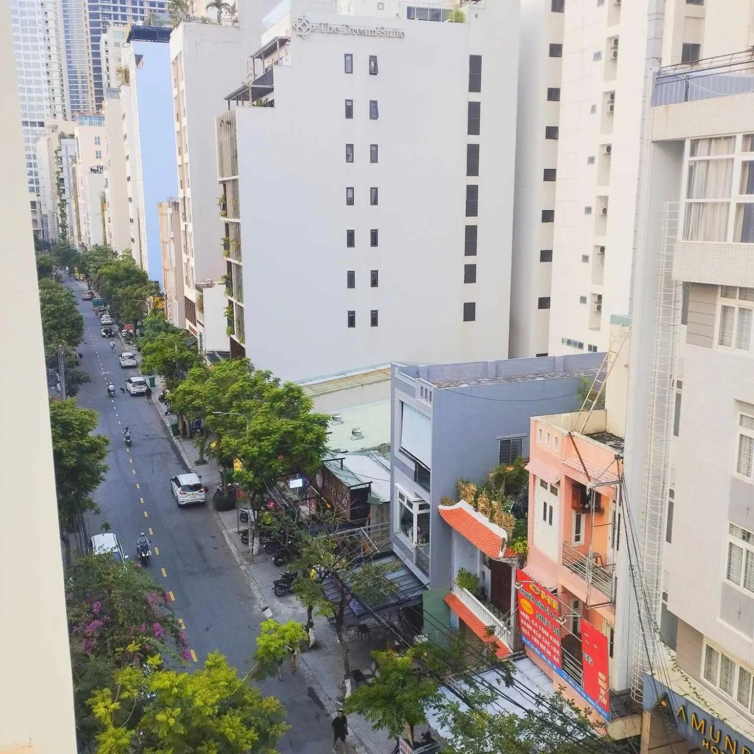 Superior Twin Room with City View in Dragon Sea Hotel