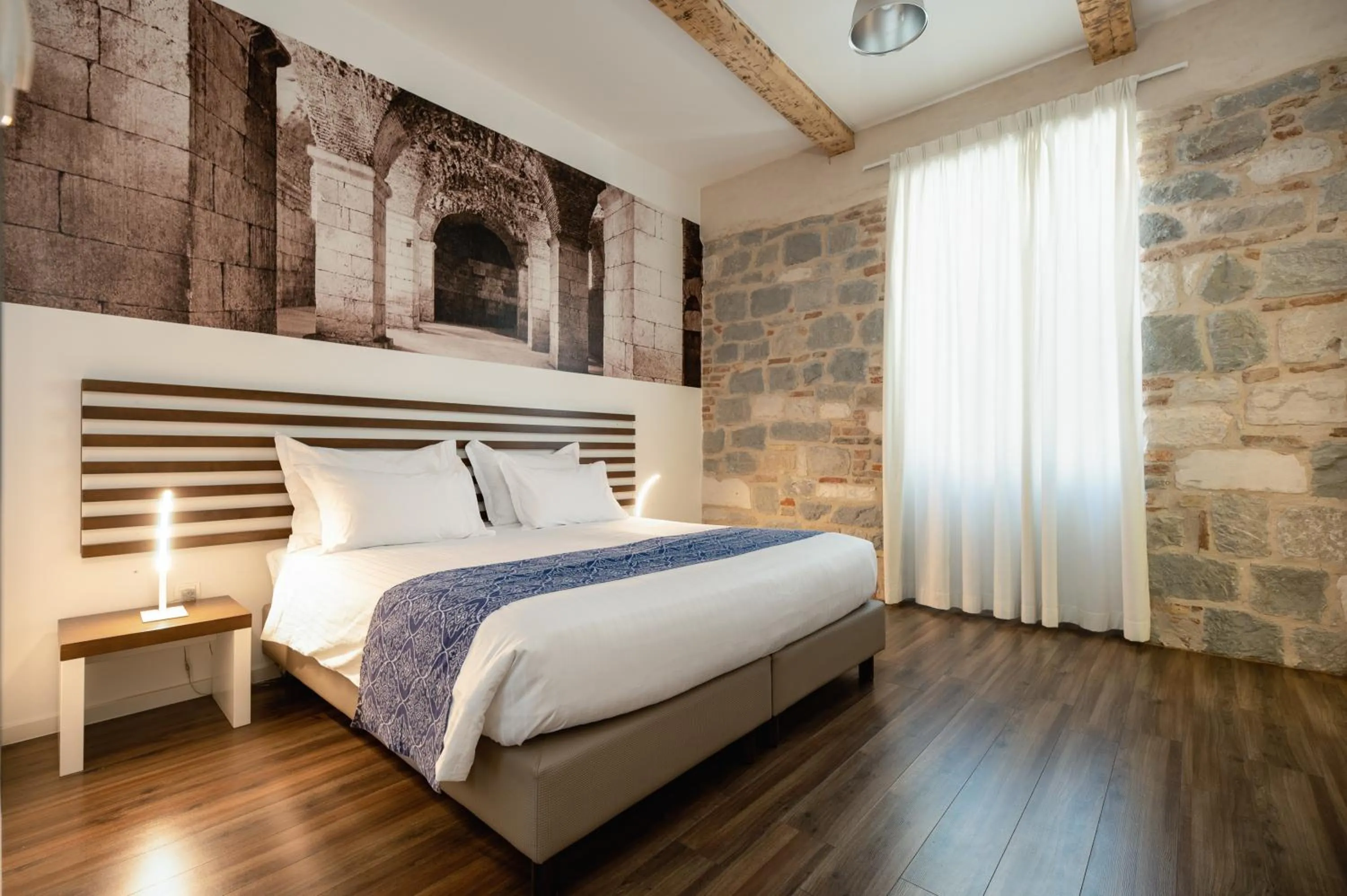 Deluxe Double Room in Azur Palace Luxury Rooms