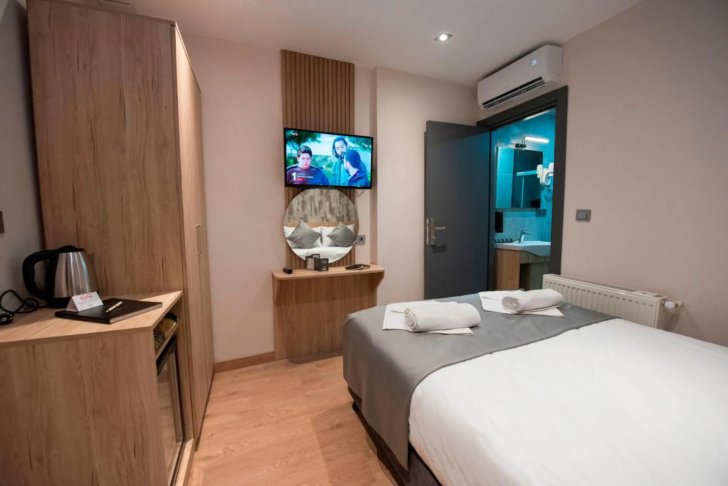 Economy Double Room in Mahya Hotel