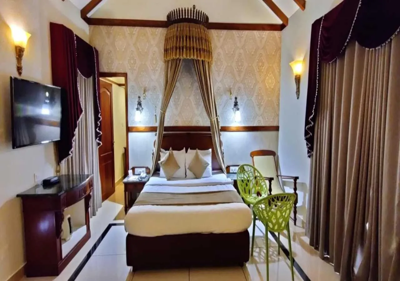 Double or Twin Room - single occupancy in KTDC Tea county