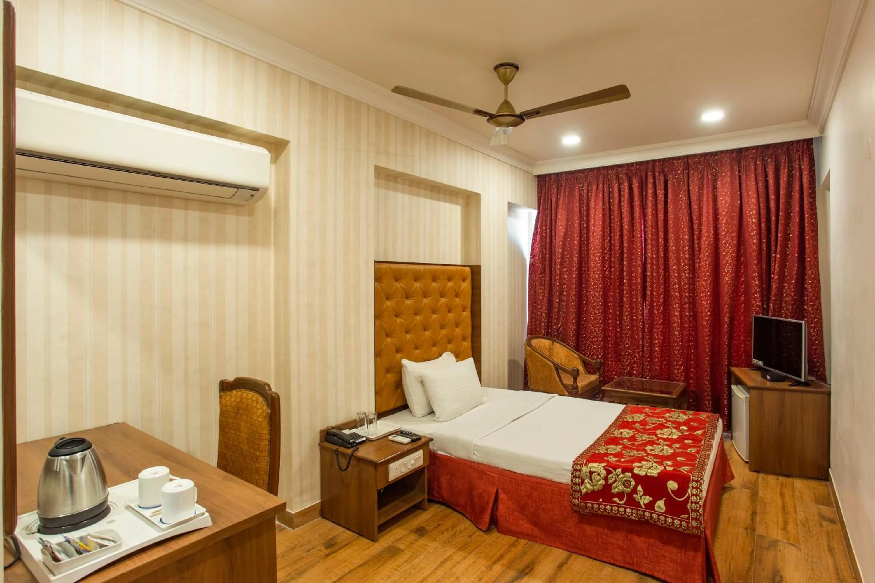 Executive Twin Room - single occupancy in The Grand Regency