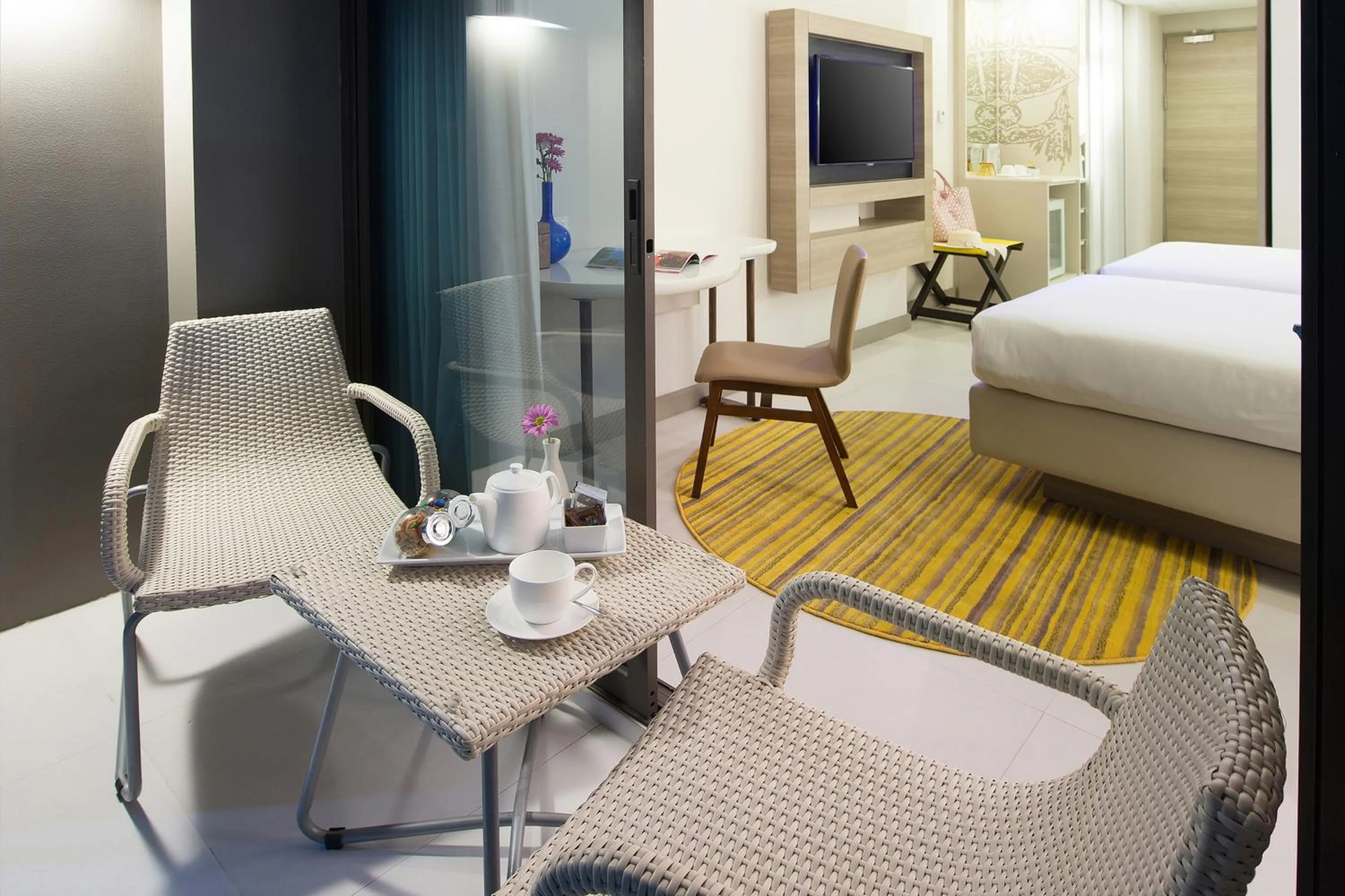 Superior Twin Room in Mercure Pattaya Ocean Resort