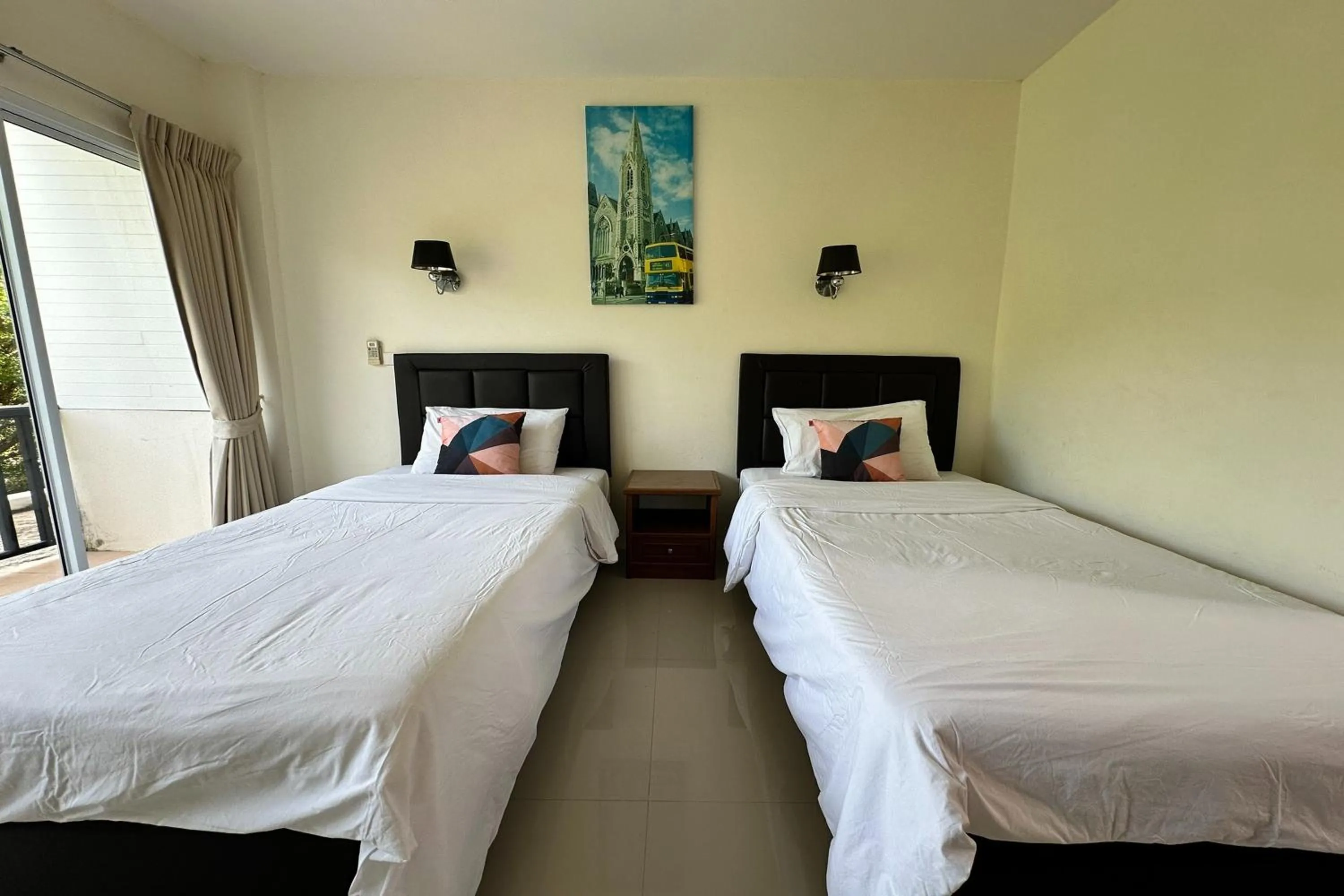 Twin Room in Choengmon Residence