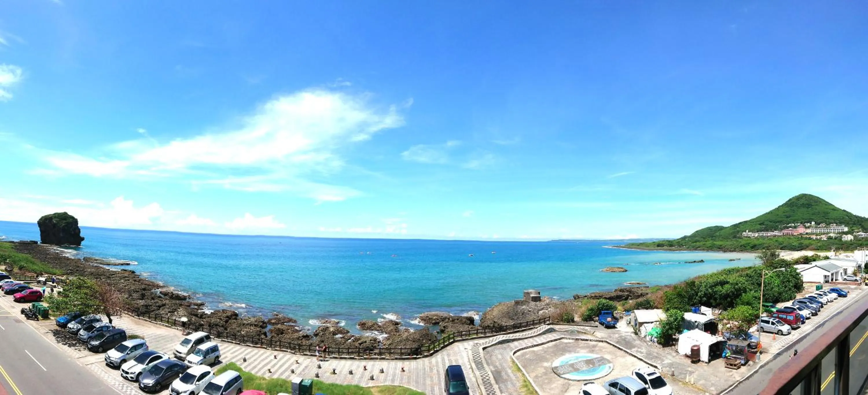Quadruple Room with Balcony in Jing Guan Hotel