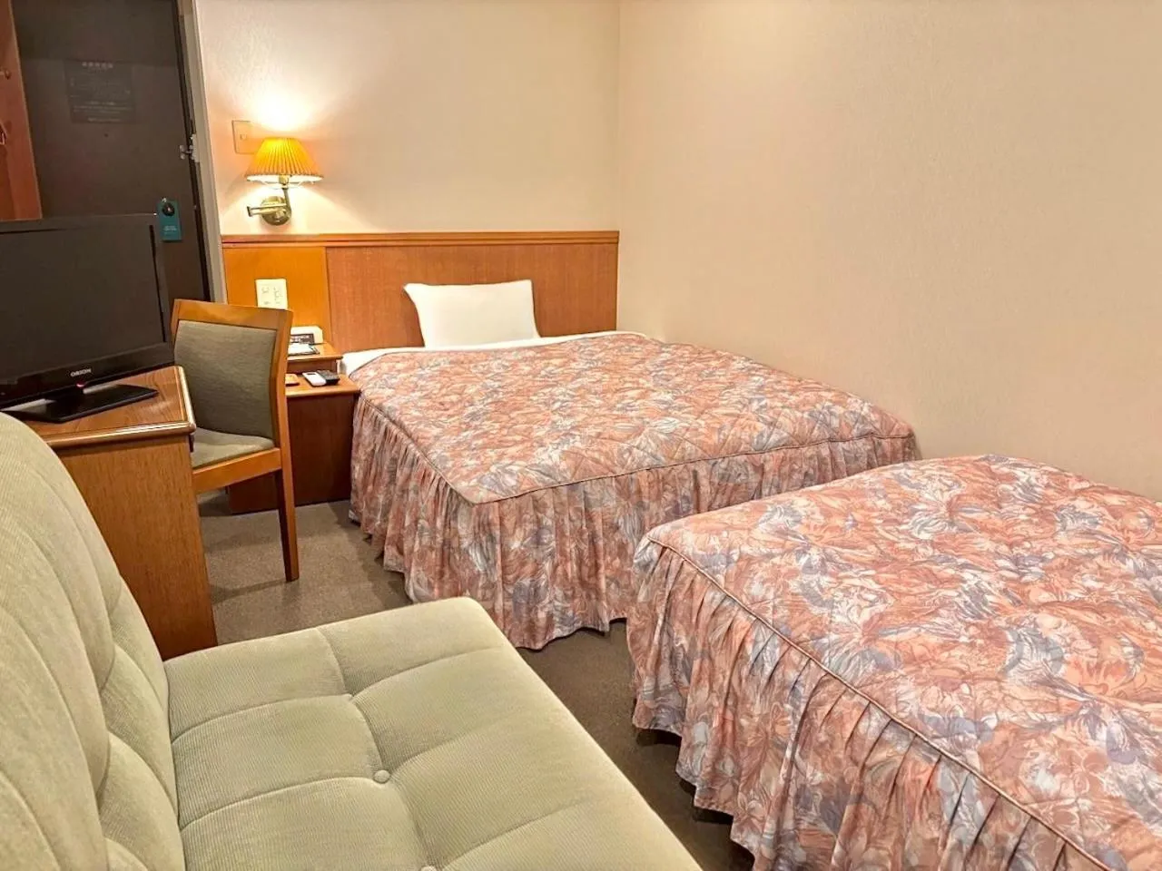 Twin Room 1 - Smoking in Matsue Universal Hotel