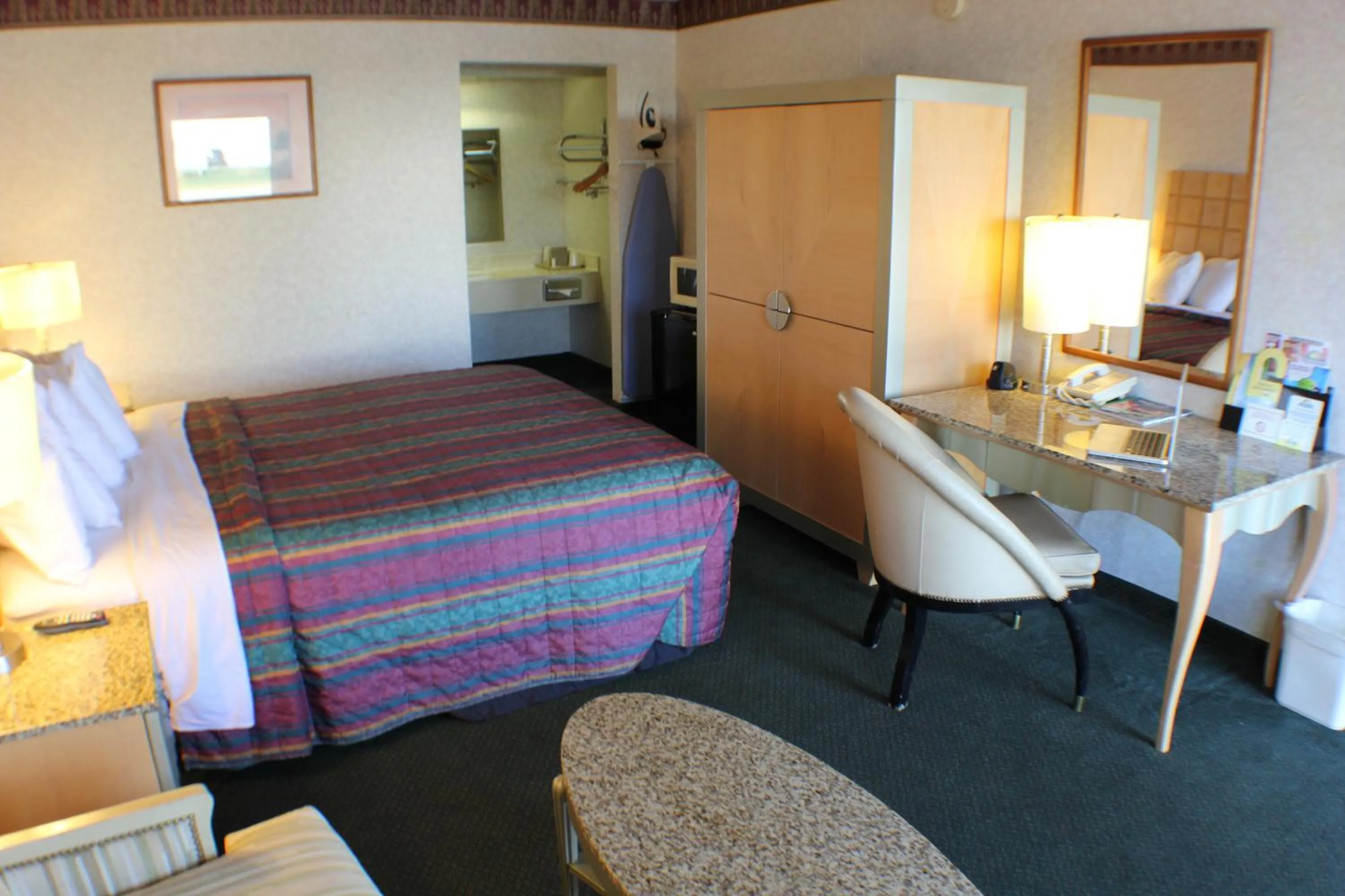 King Room - Non-Smoking in Days Inn by Wyndham Greeneville