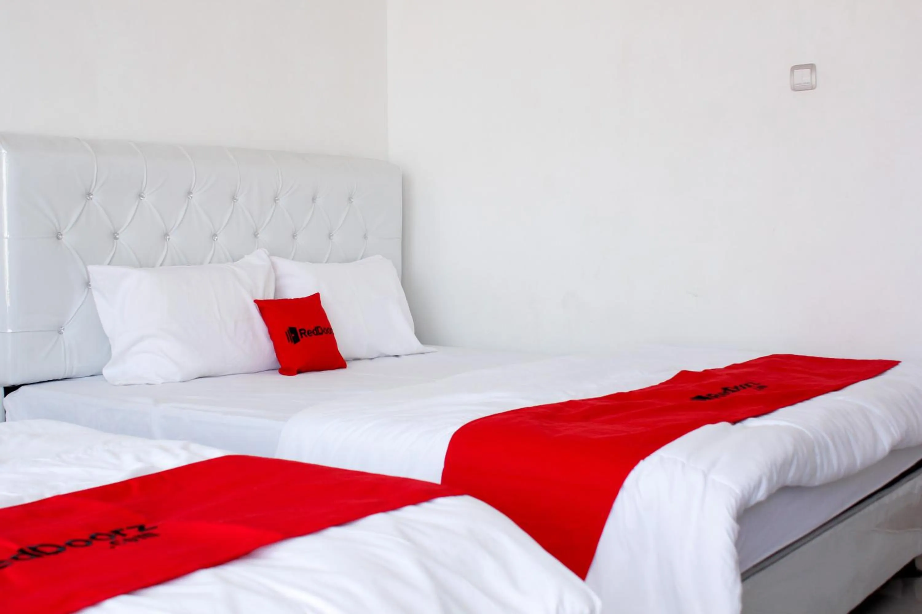 Family Room in RedDoorz Syariah near Kawasan Wisata Gunung Prau Dieng