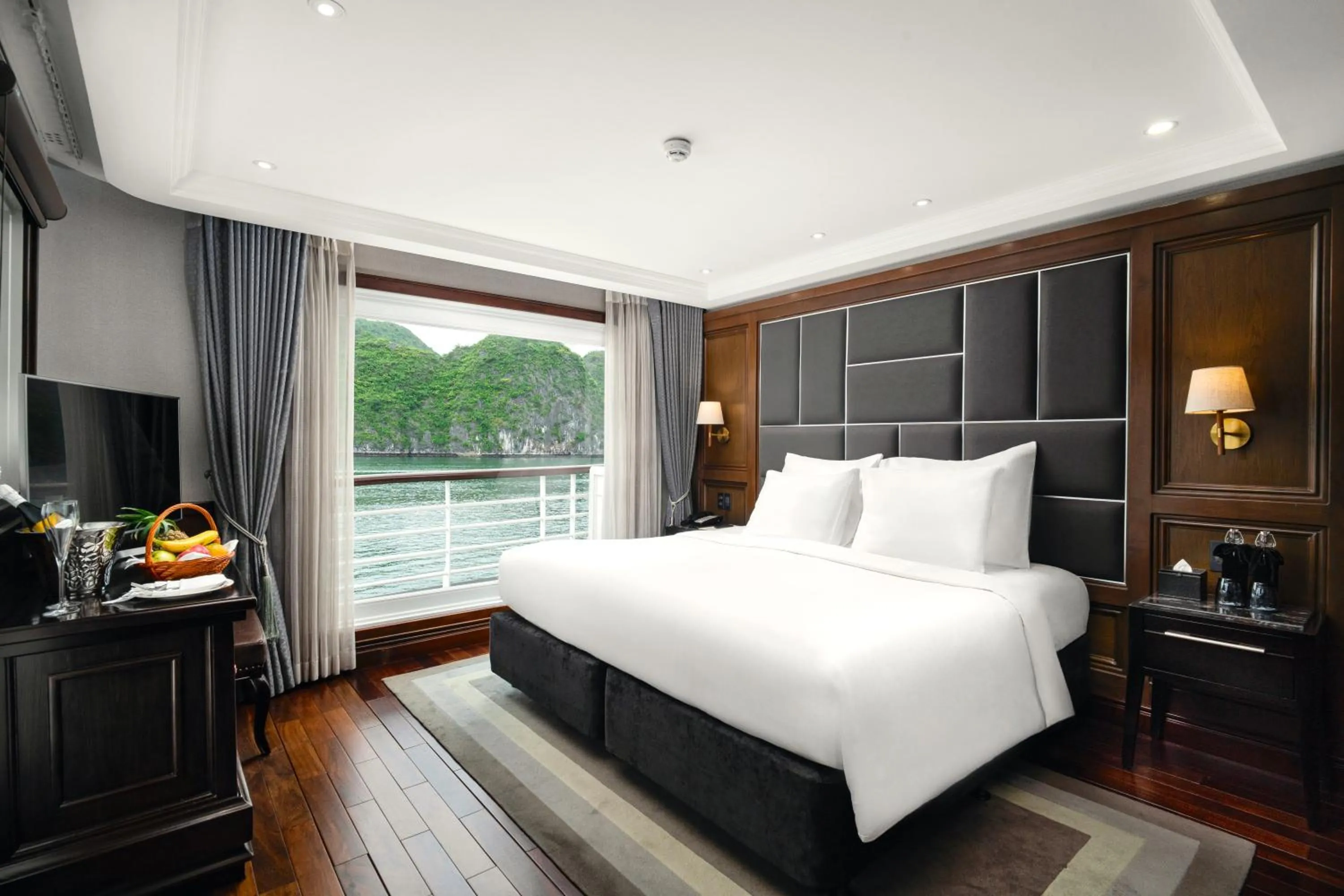 Executive Ambassador Balcony - single occupancy in Ambassador Signature Cruise - Lan Ha Bay