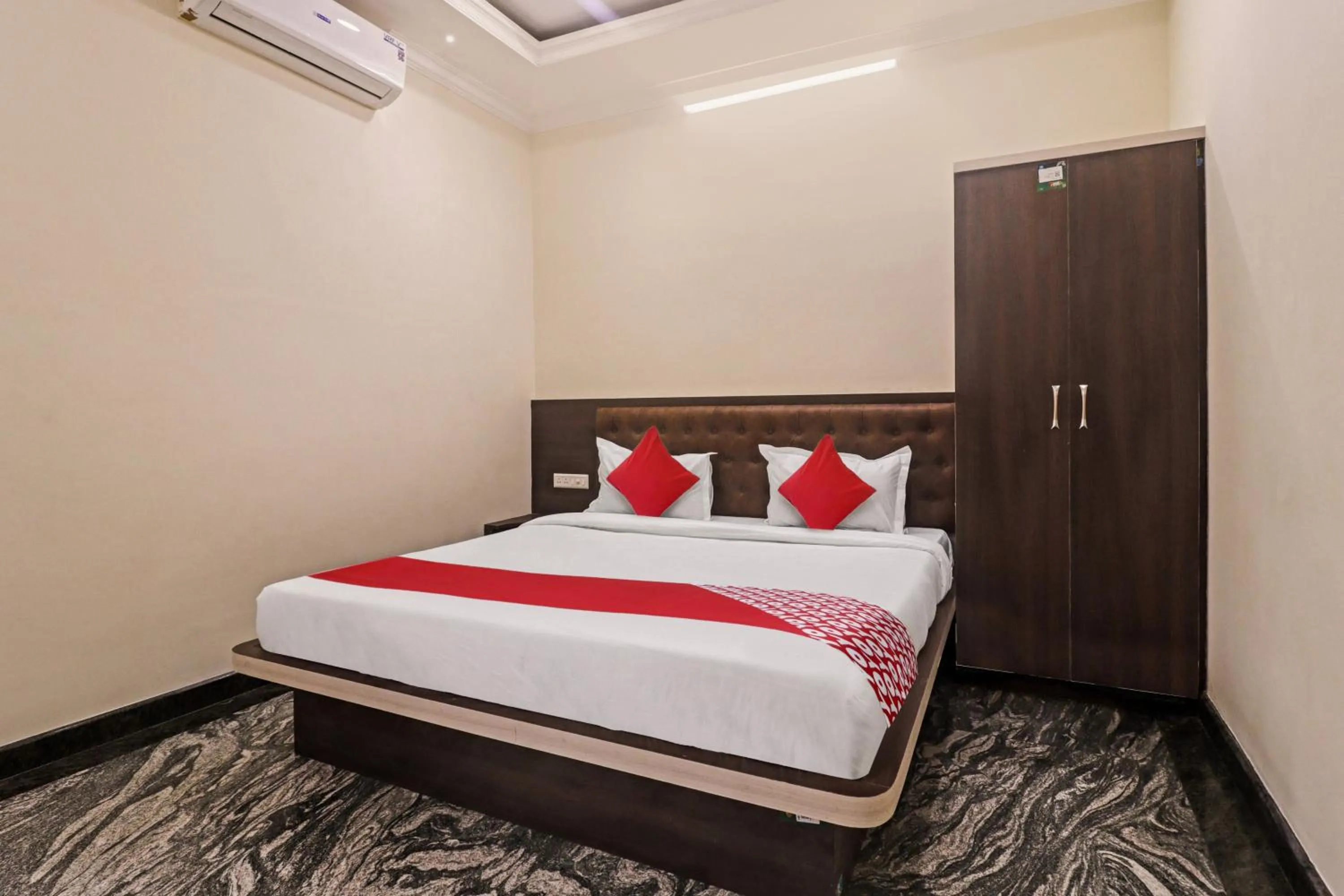 Standard Double Room - single occupancy in Super Collection O Ashraya Paradise