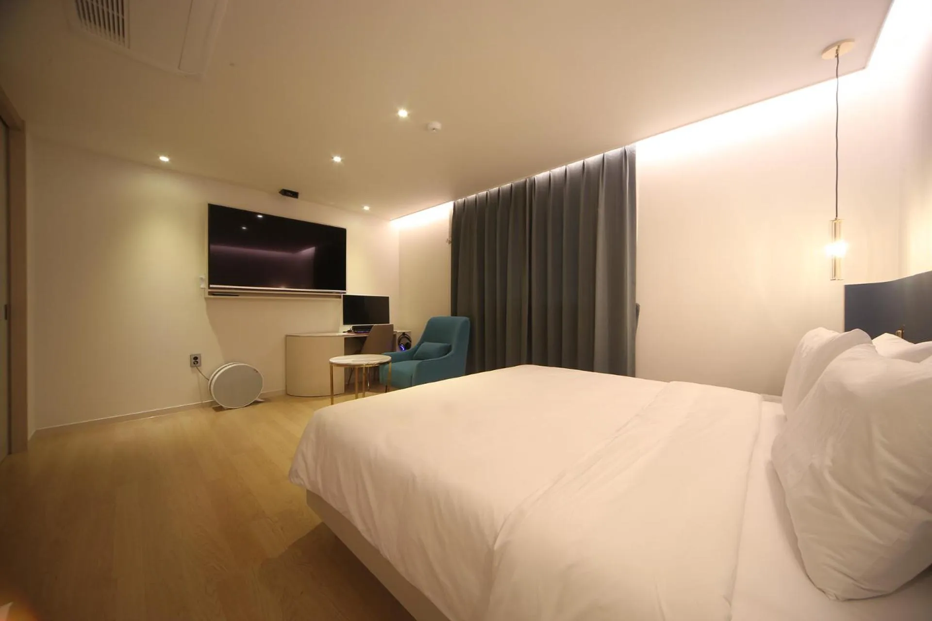 Deluxe Double Room in H Avenue Hotel Minam