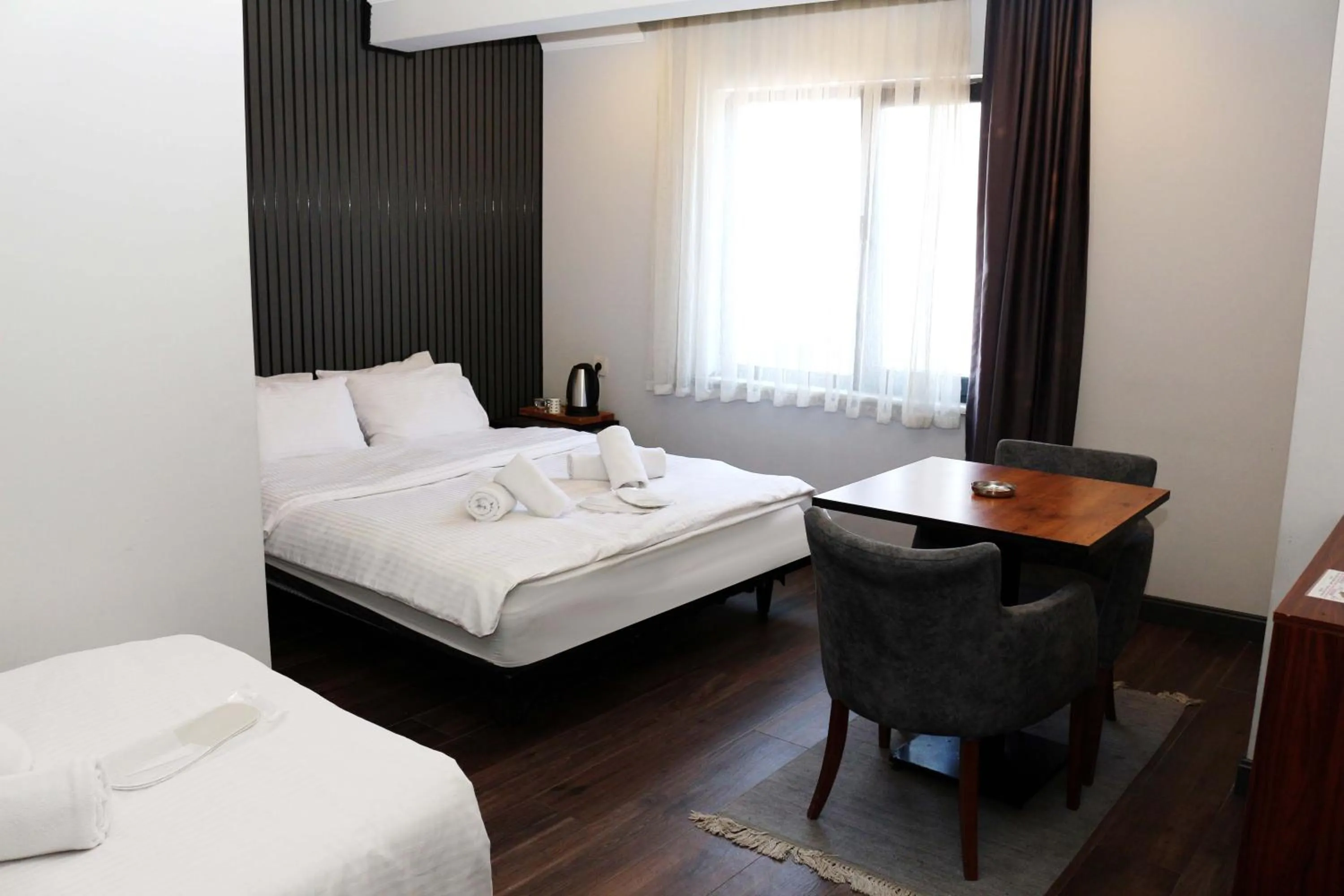 Standard Triple Room in Avist Hotel Avcılar
