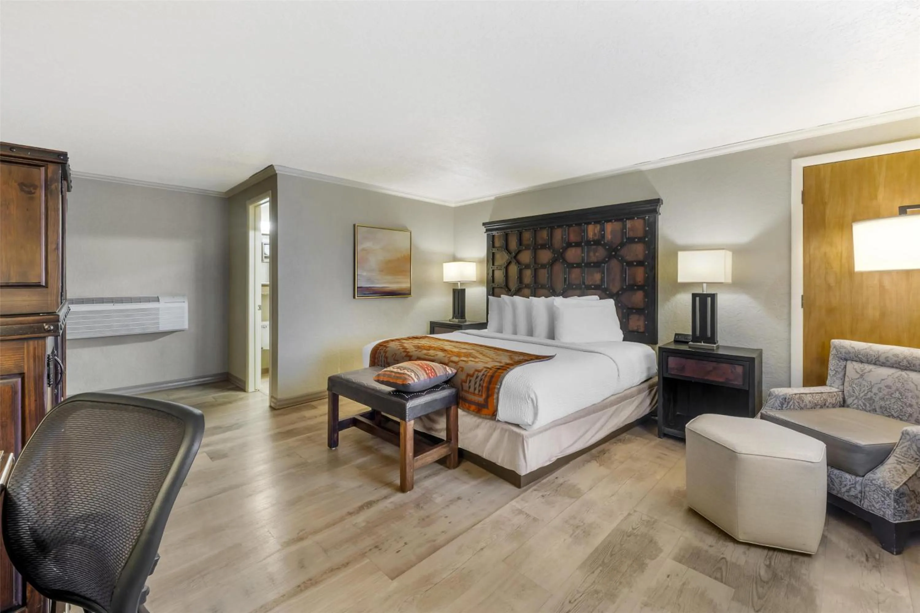 King Room - Non-Smoking in Best Western Plus Weatherford