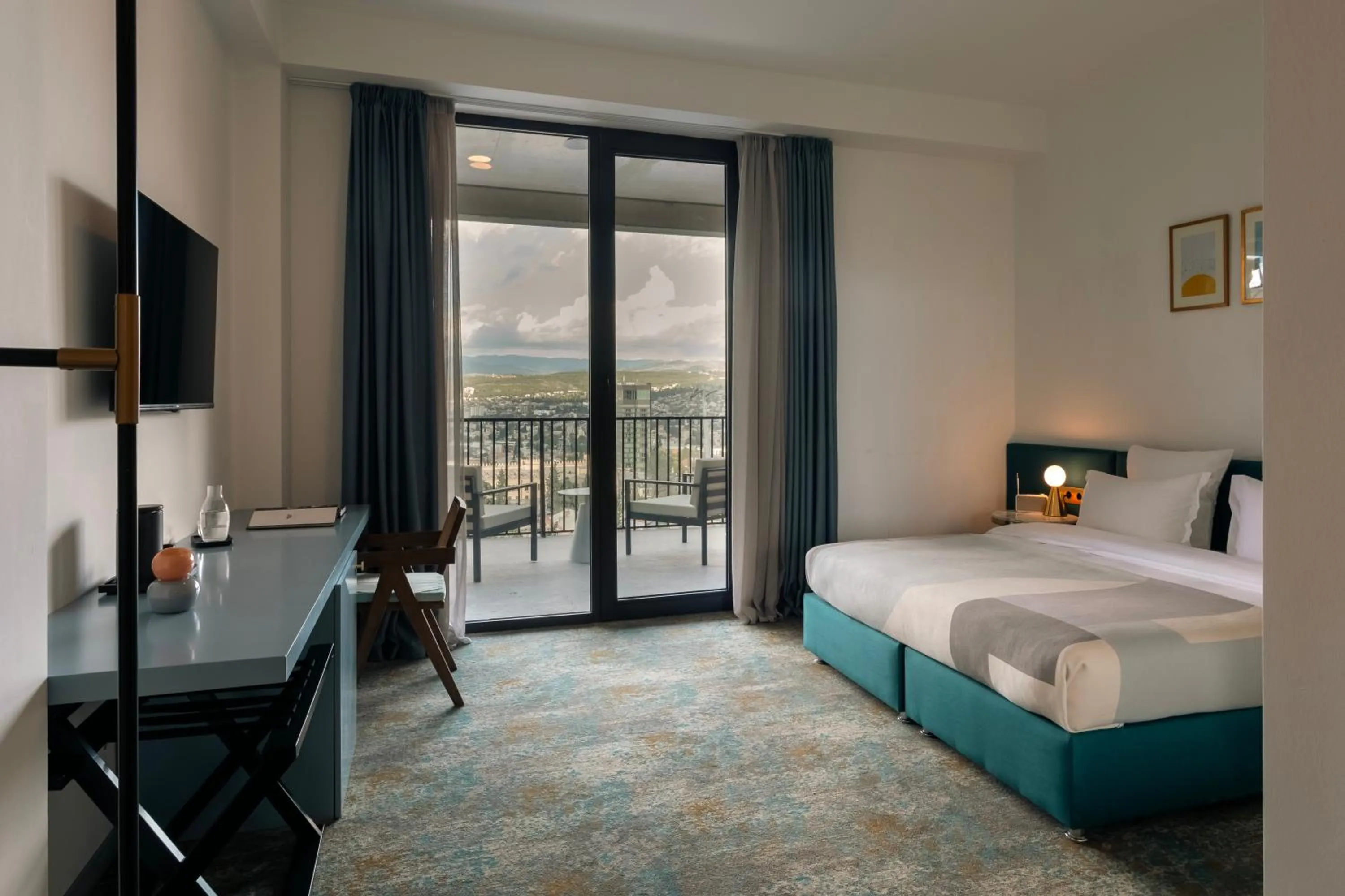 Deluxe Double Room with City View in Castor & Pollux Hotel