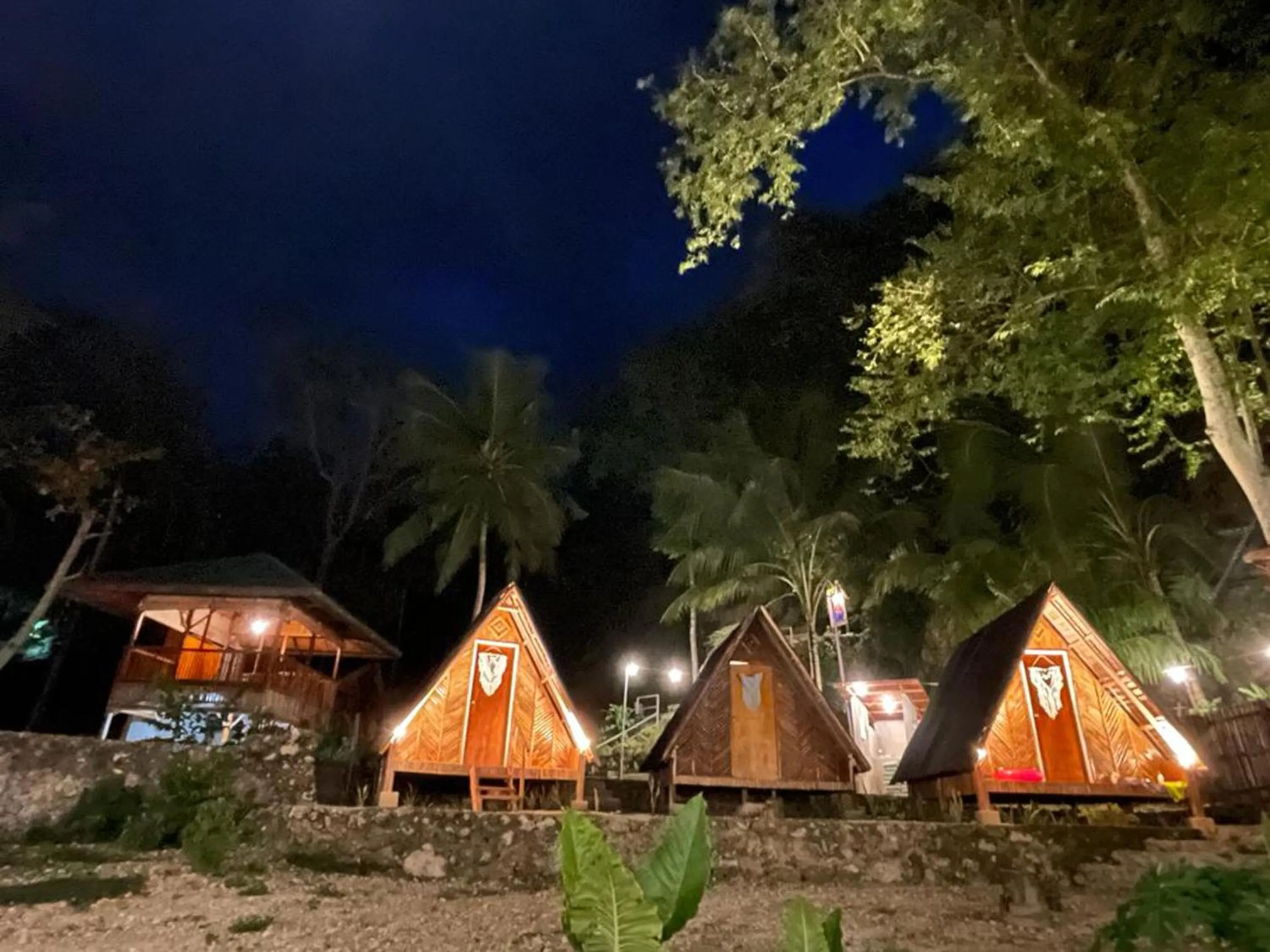 Twin Room with Shared Toilet in Hagdan Reef Dive Spot by HiveRooms