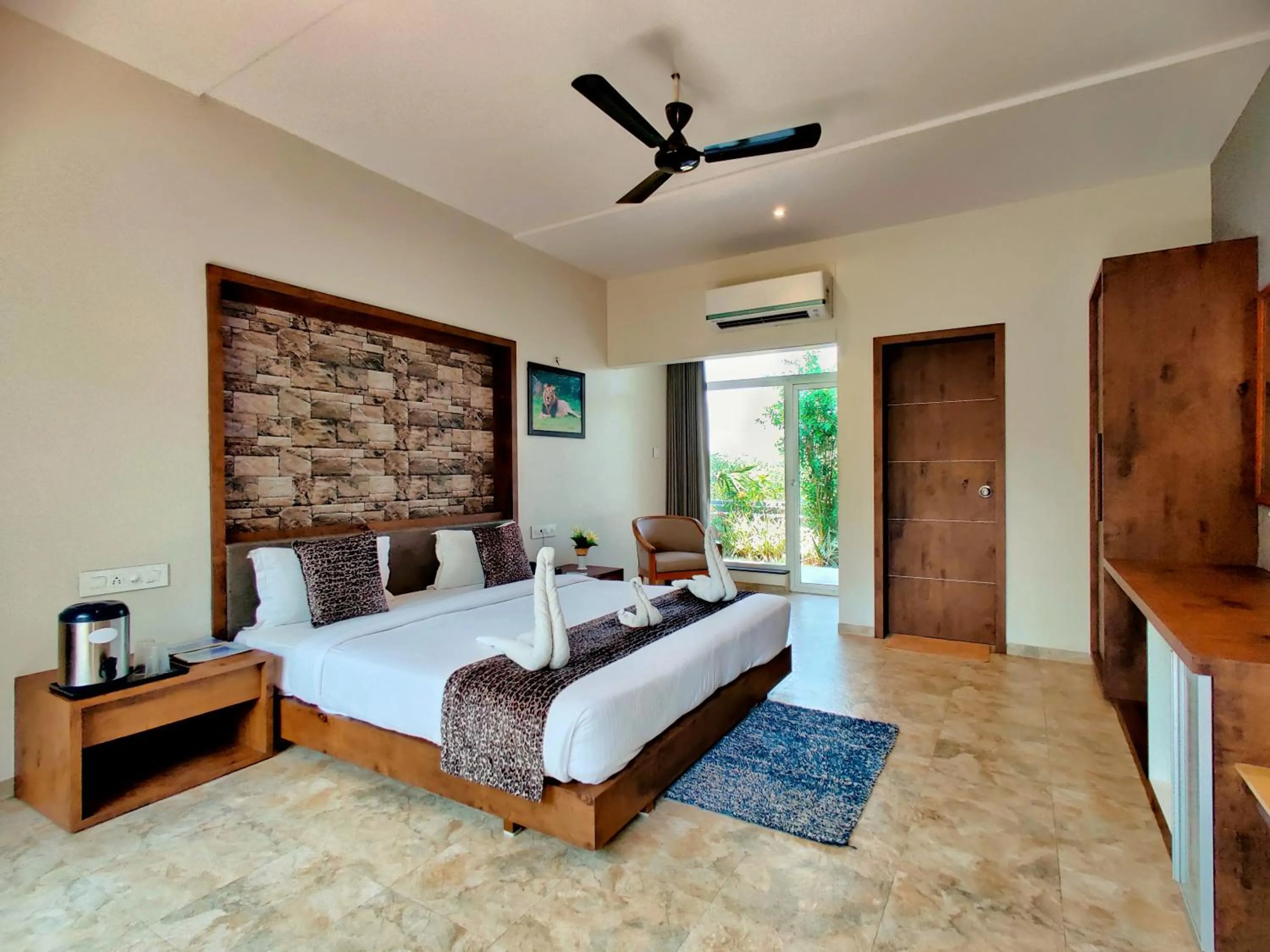 Deluxe Double Room in Lion Signature Family Resort