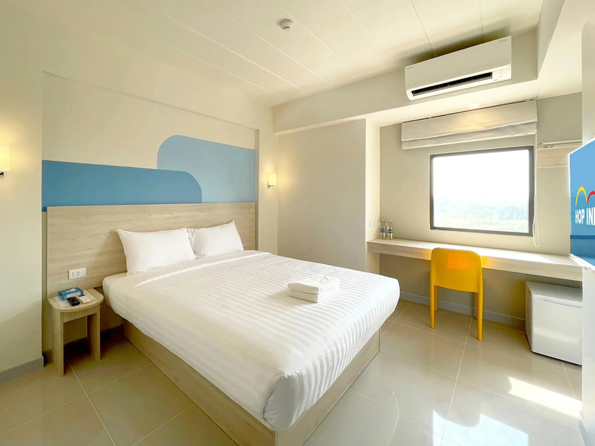Double Room with Balcony in HOP INN Ayutthaya