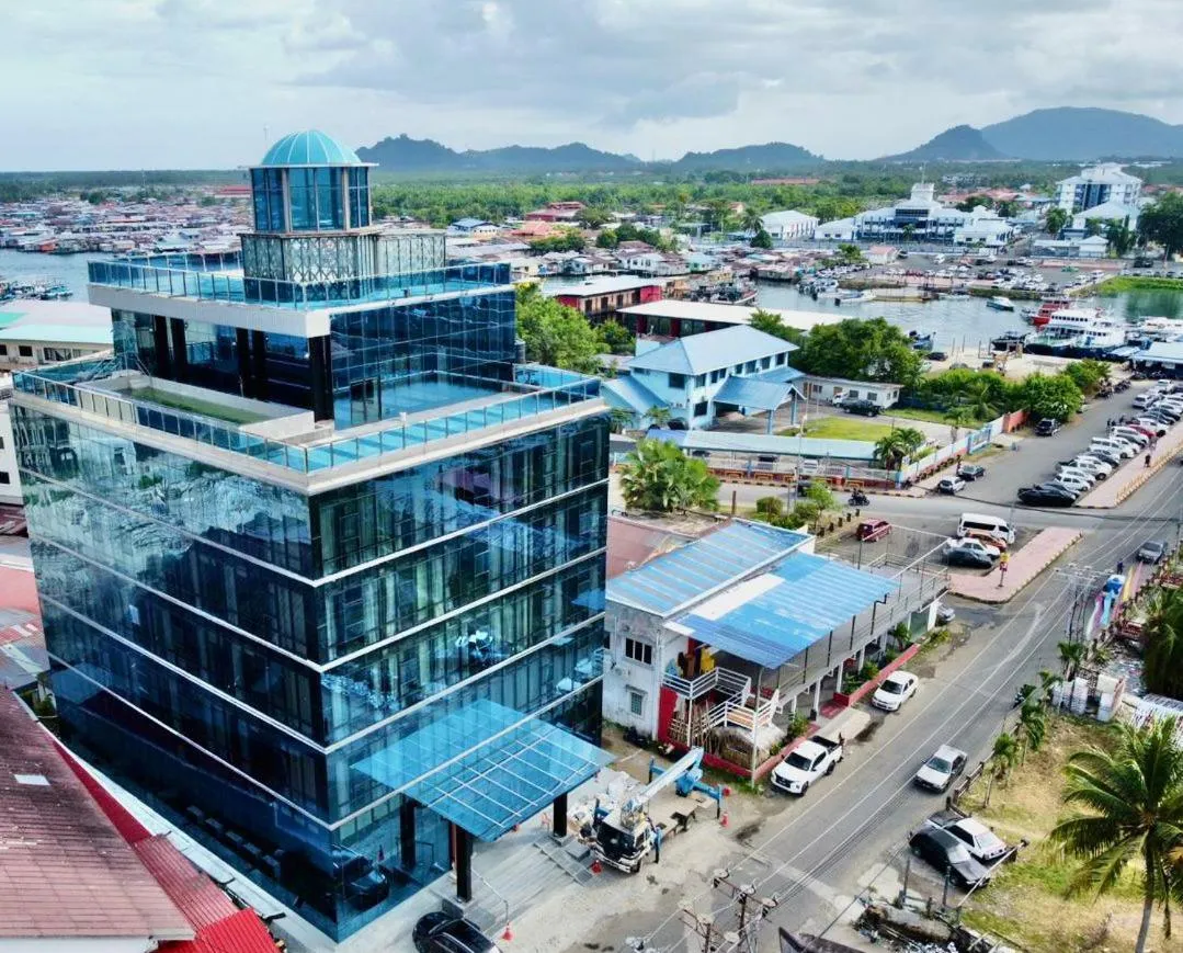 Lighthouse Hotel Semporna