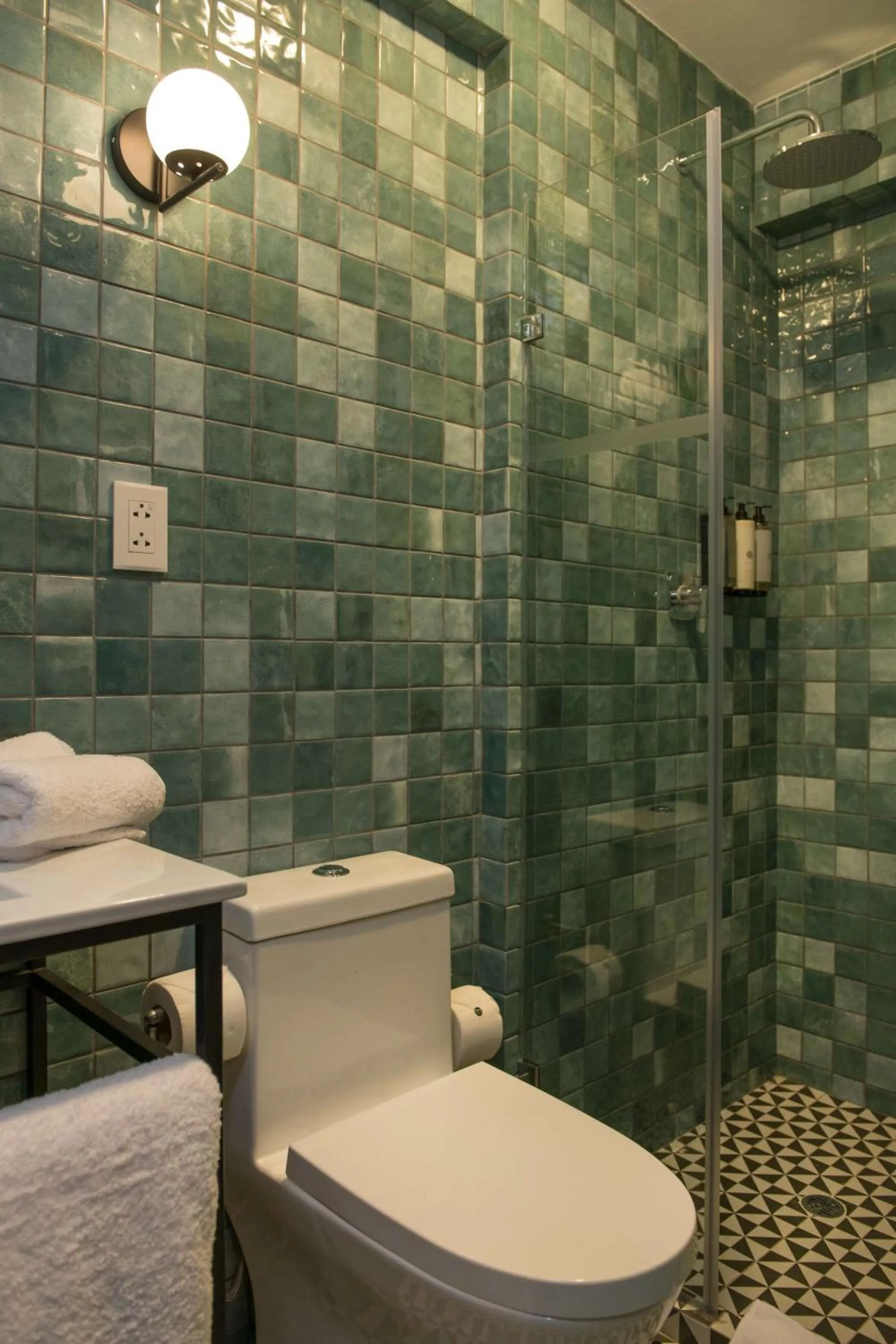 Queen Room in Motto By Hilton Cusco