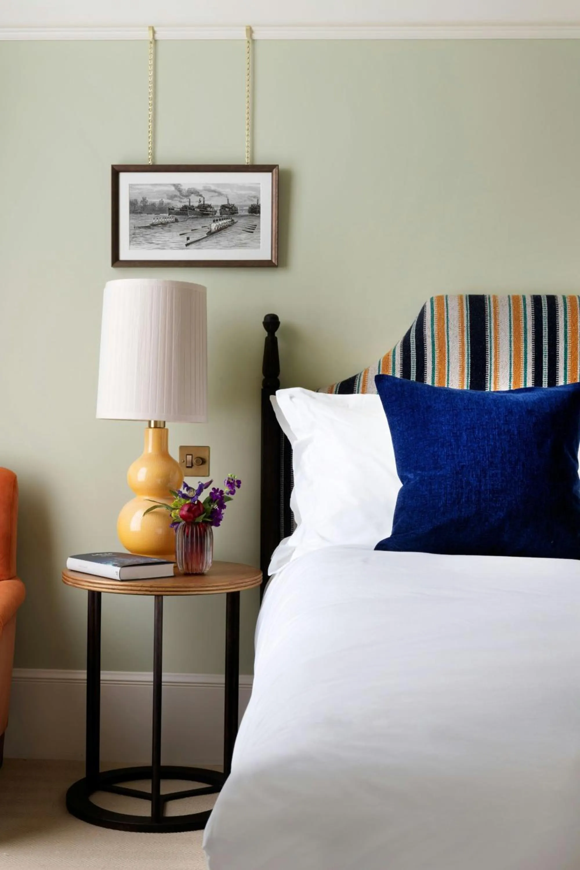 Superior Twin Room in University Arms, Autograph Collection