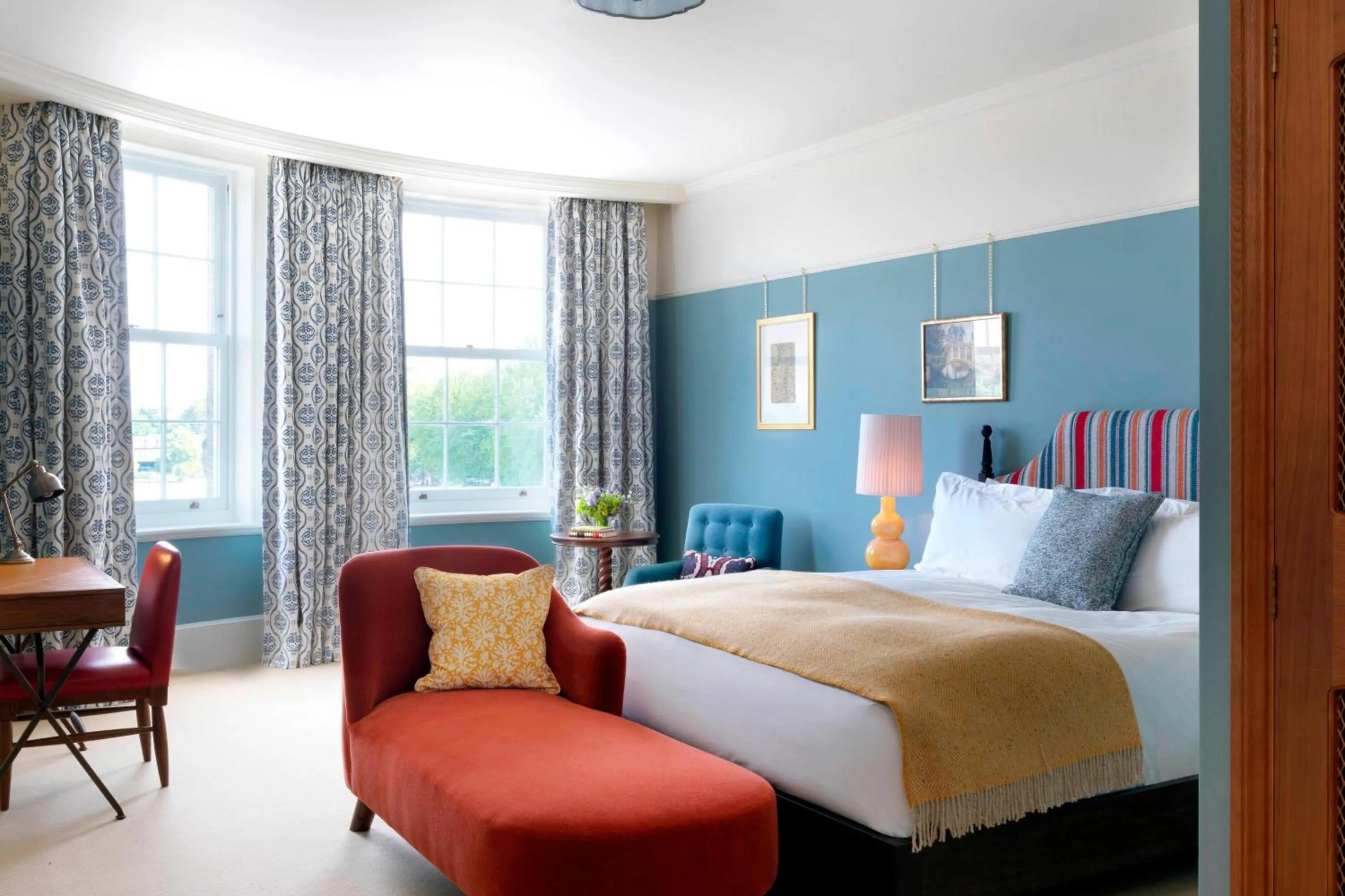 Superior King Room with Park View in University Arms, Autograph Collection