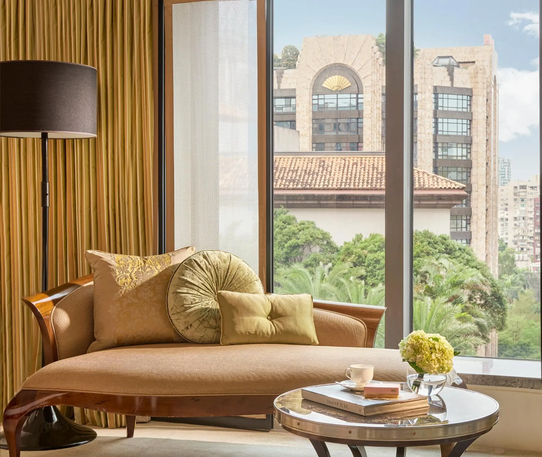 Club Deluxe Room Twin - single occupancy in Mandarin Oriental, Taipei
