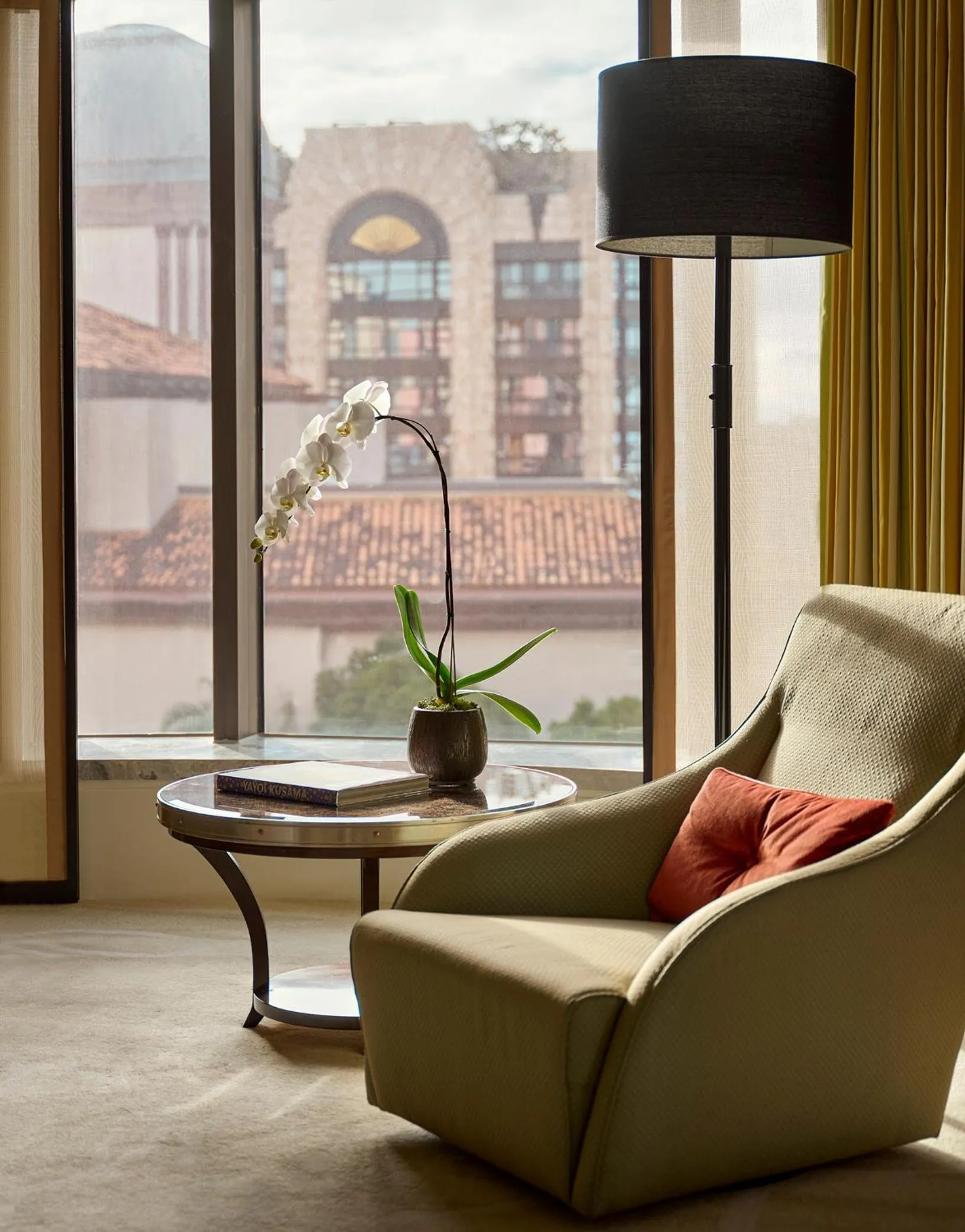 Club Deluxe King Room - single occupancy in Mandarin Oriental, Taipei