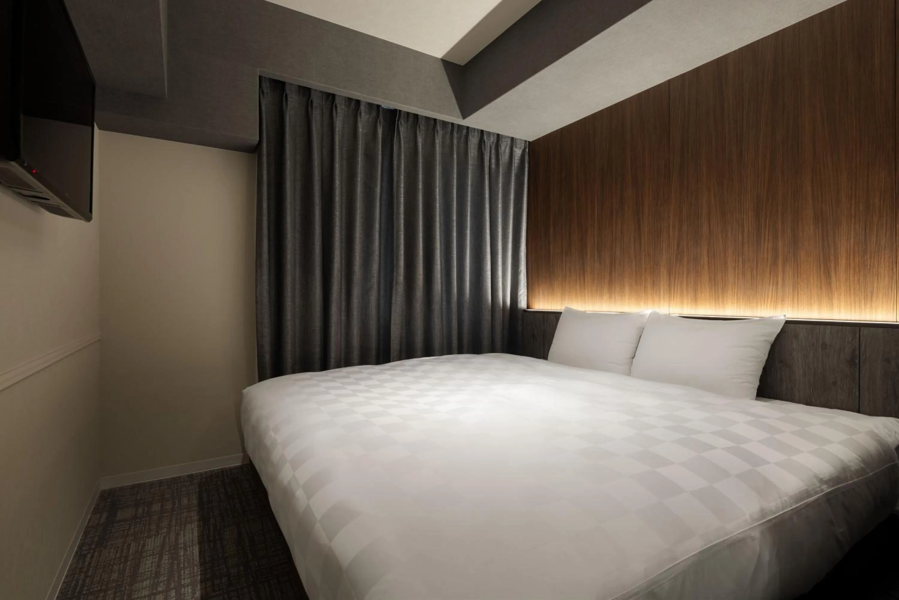 King Room - High Floor in the b osaka-shinsekai