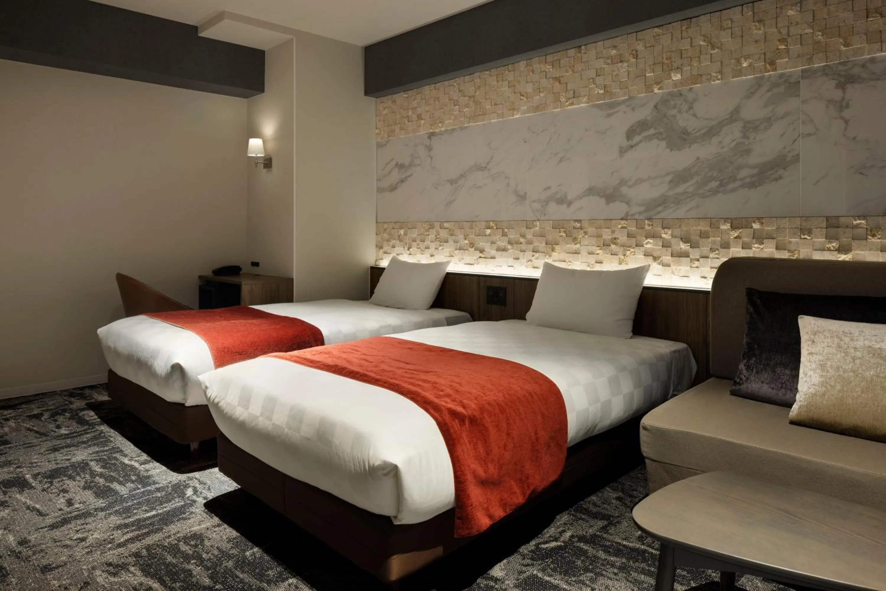 Deluxe Twin Room - High Floor in the b osaka-shinsekai