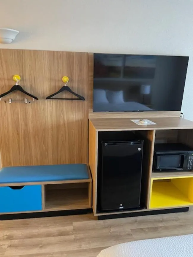 Queen Room with Two Queen Beds - Mobility Access/Non-Smoking in Days Inn by Wyndham Ames