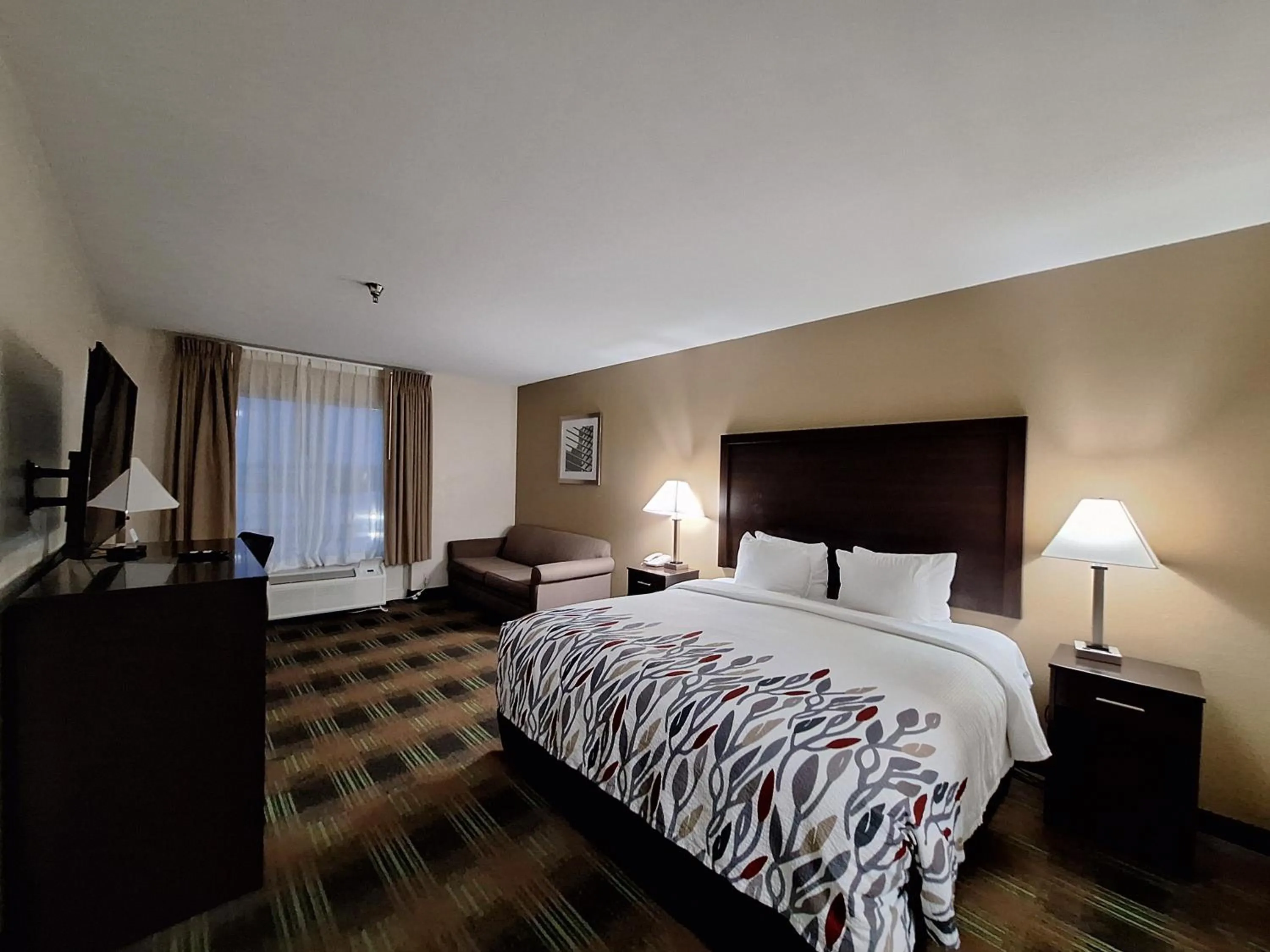 King Room - Disability Access in Trident Inn & Suites New Orleans