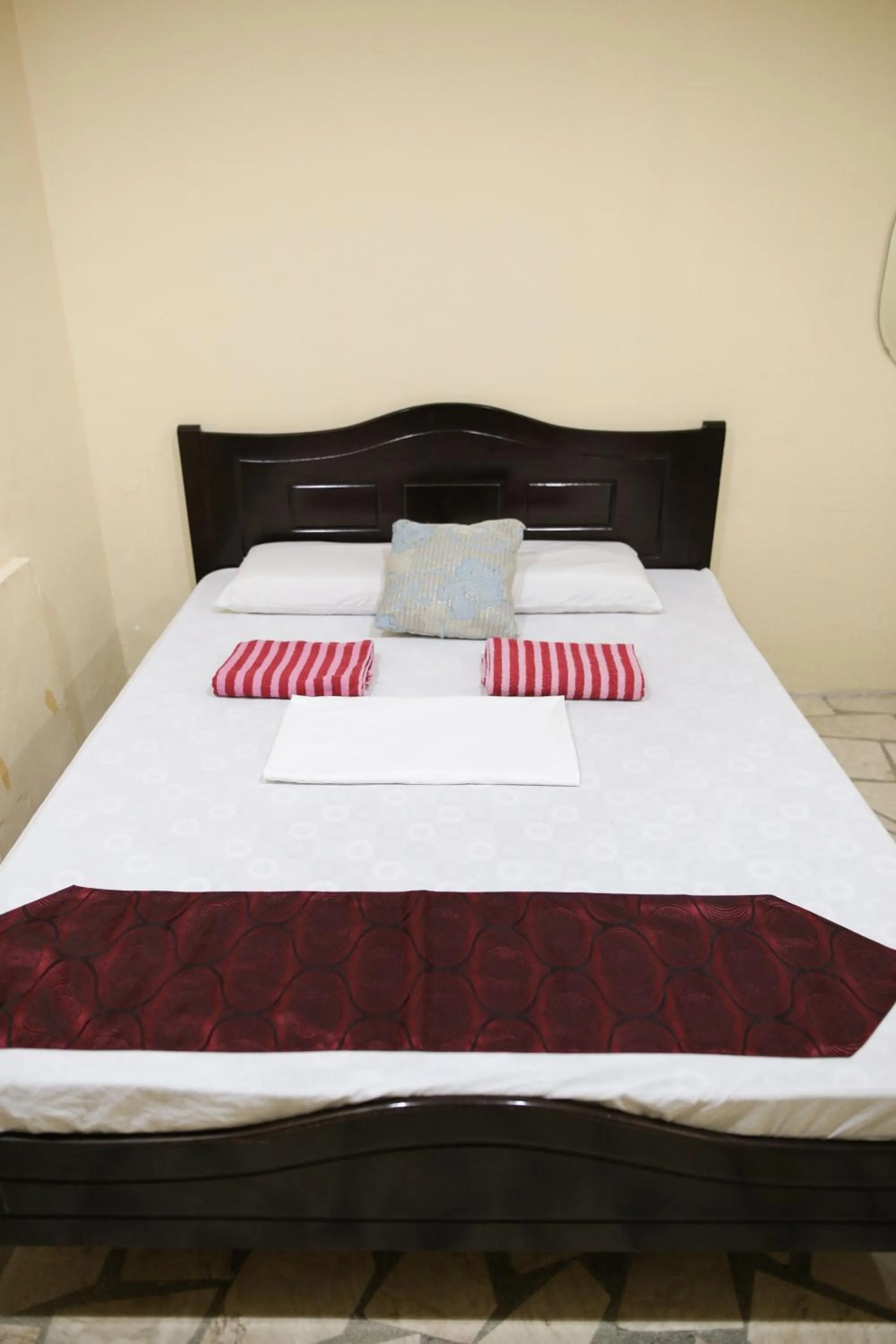 Deluxe Double Room in Sascha's Resort Oslob