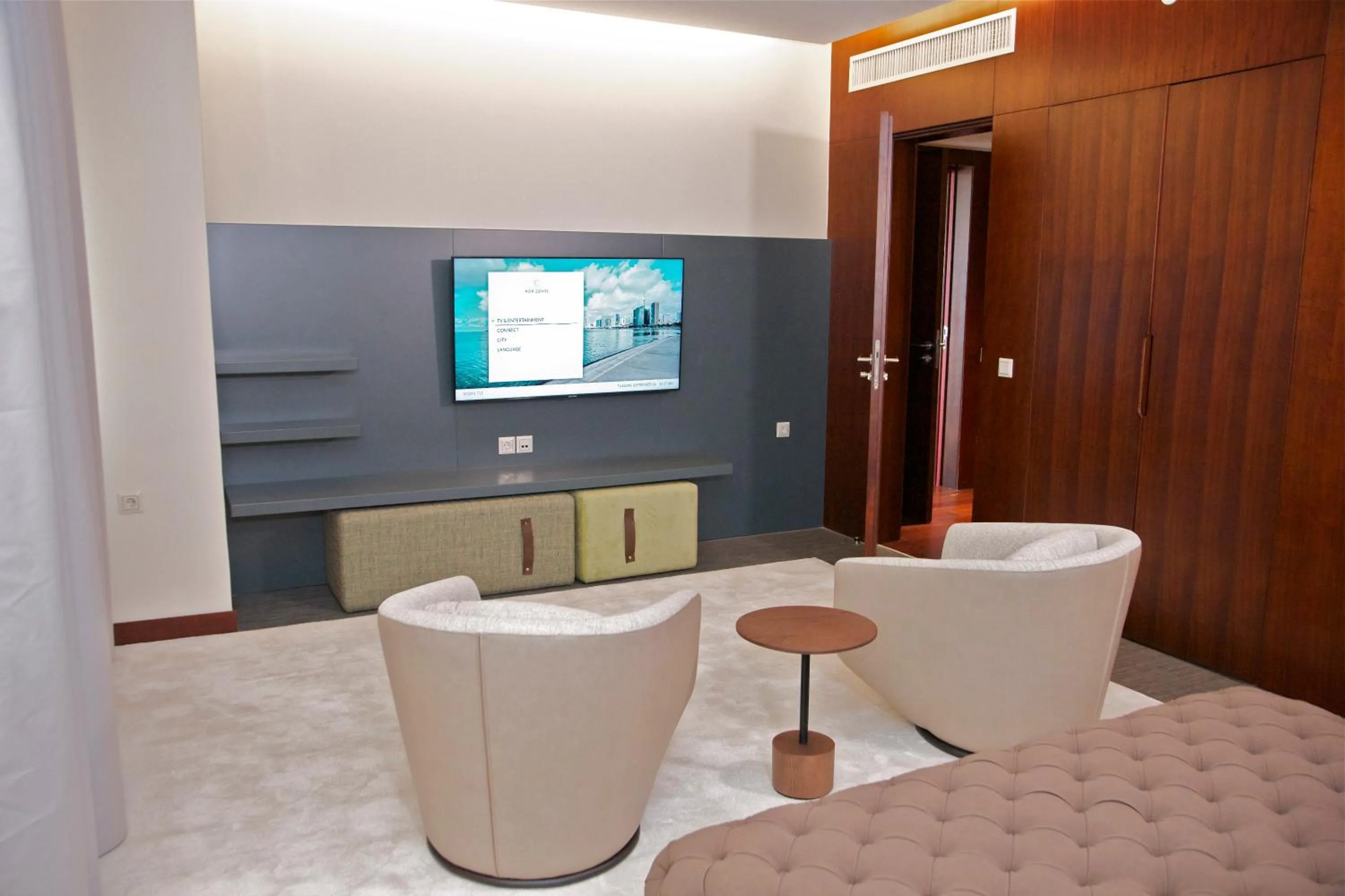 Suite in Hotel Continental Horizonte