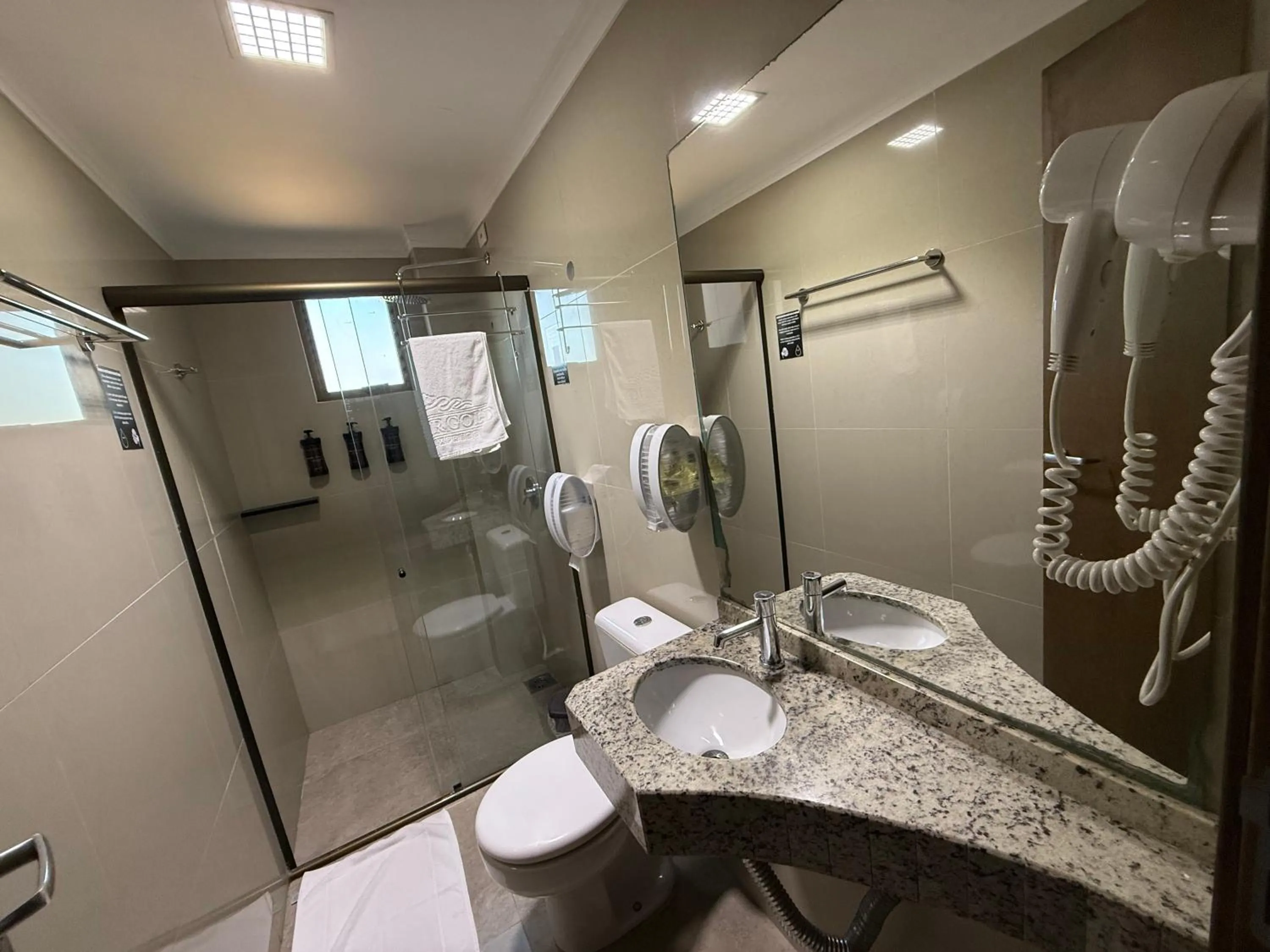 Executive Queen Room with Two Queen Beds in Master Gold Hotel Express