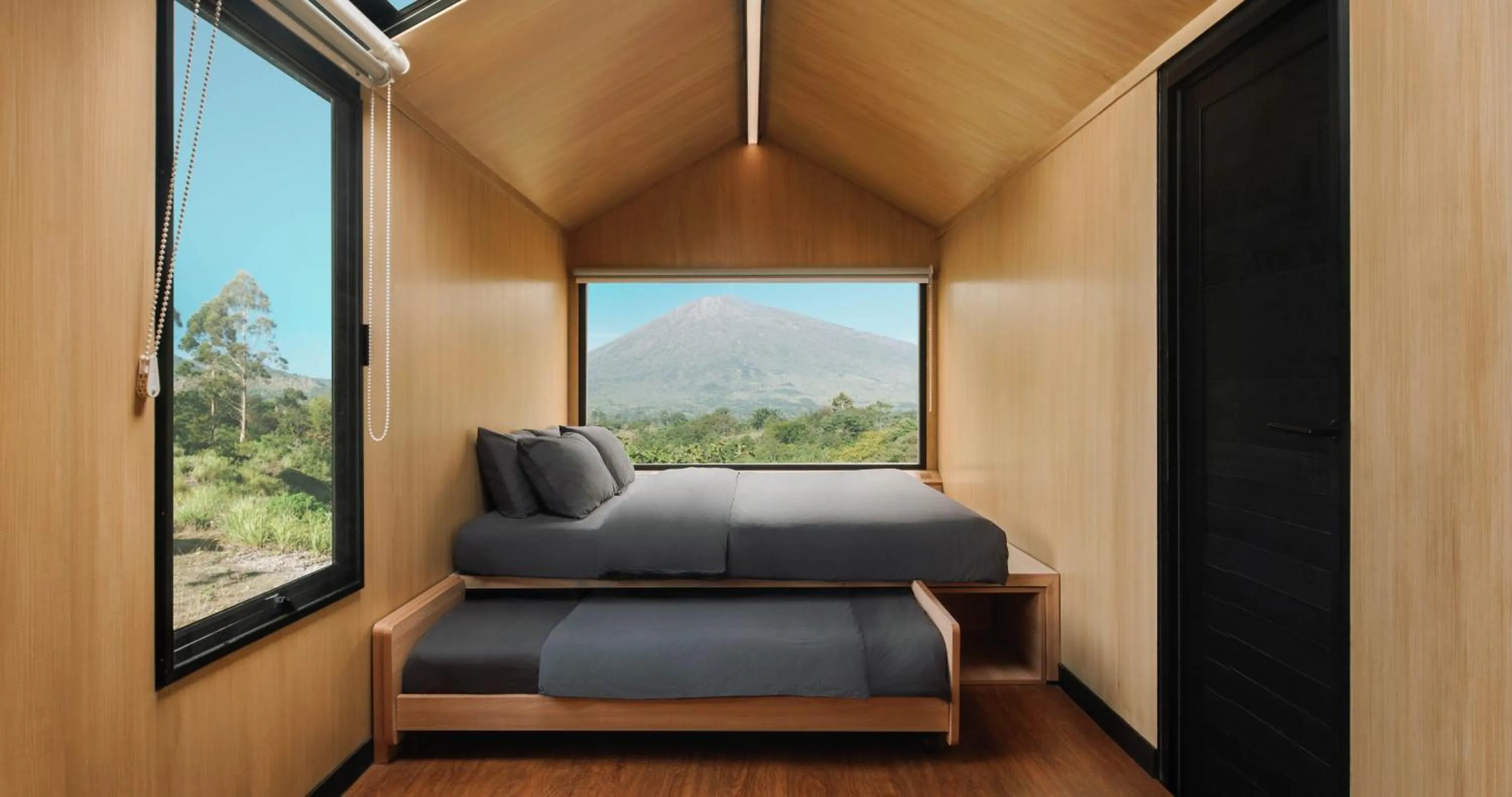 Executive Queen Room with Two Queen Beds in Bobocabin Gunung Rinjani, Lombok
