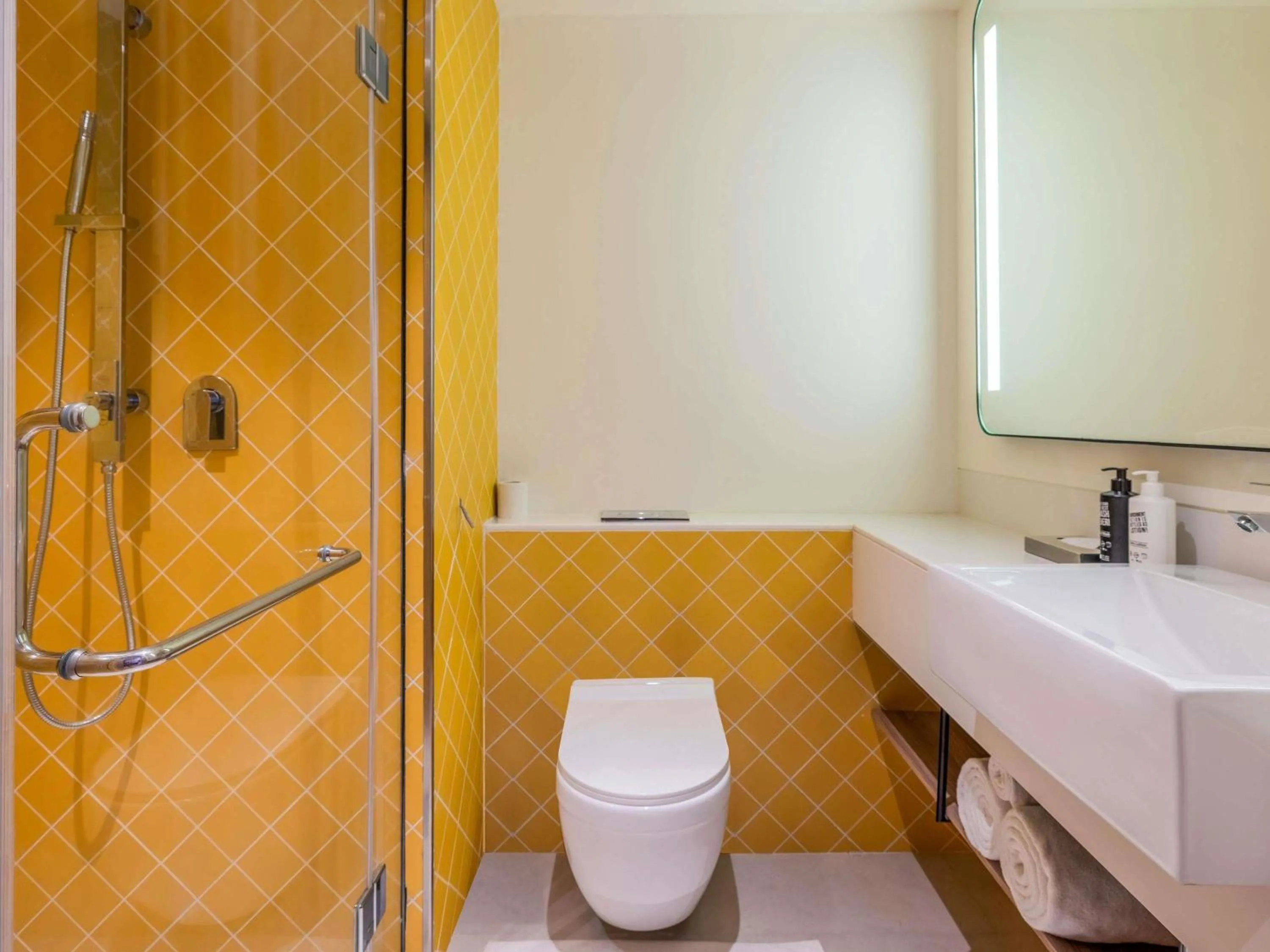 Superior Twin Room (20% discount on F&B, 1 Bucket of House Beer, BOGO on select Alcohol & 4 pieces of laundry per stay) in ibis Styles Goa Vagator - An Accor Brand