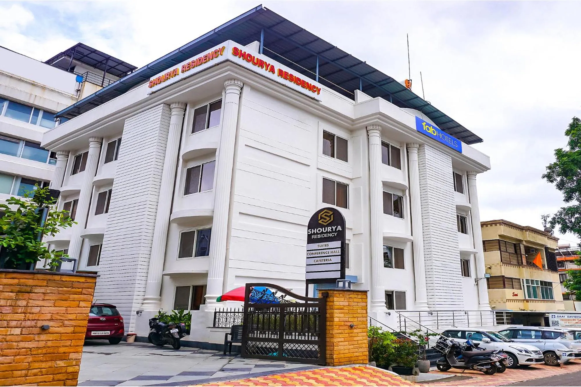 FabHotel Prime Shourya Residency - Nr Maharshi Karve Museum