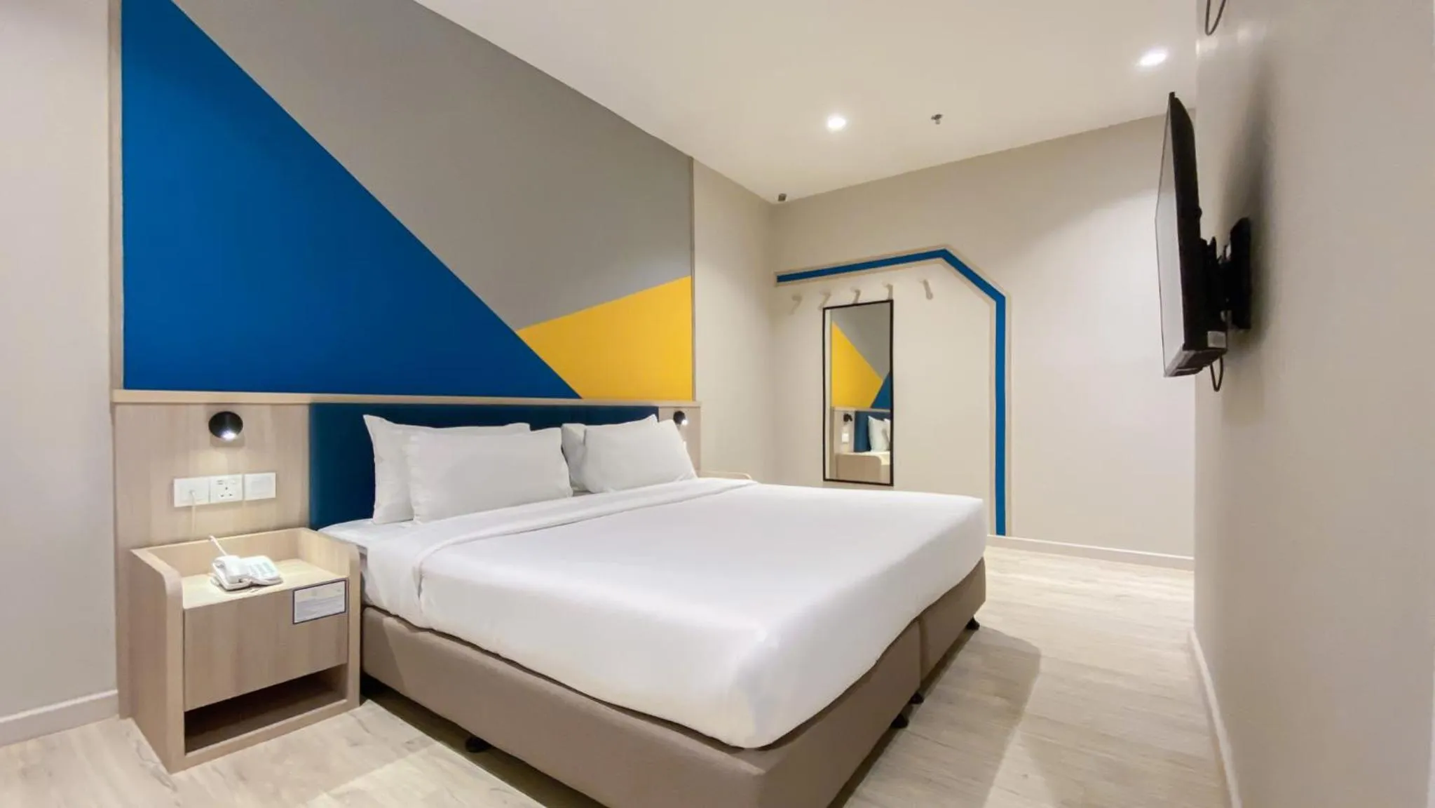 Standard King in Fives Hotel Meldrum