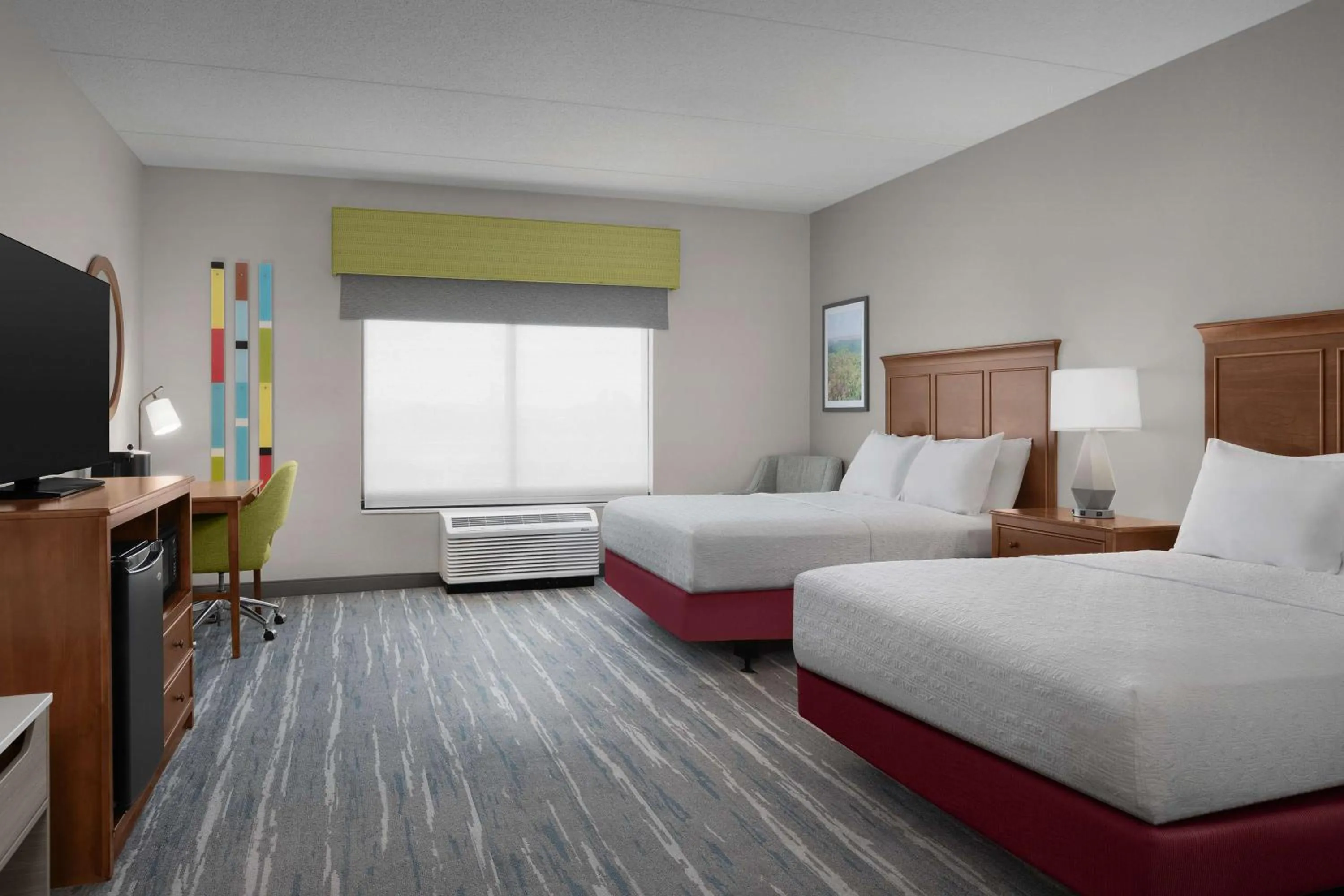 Queen Room with Two Queen Beds - Mobility and Hearing Access/Non-Smoking in Hampton Inn and Suites Lynchburg