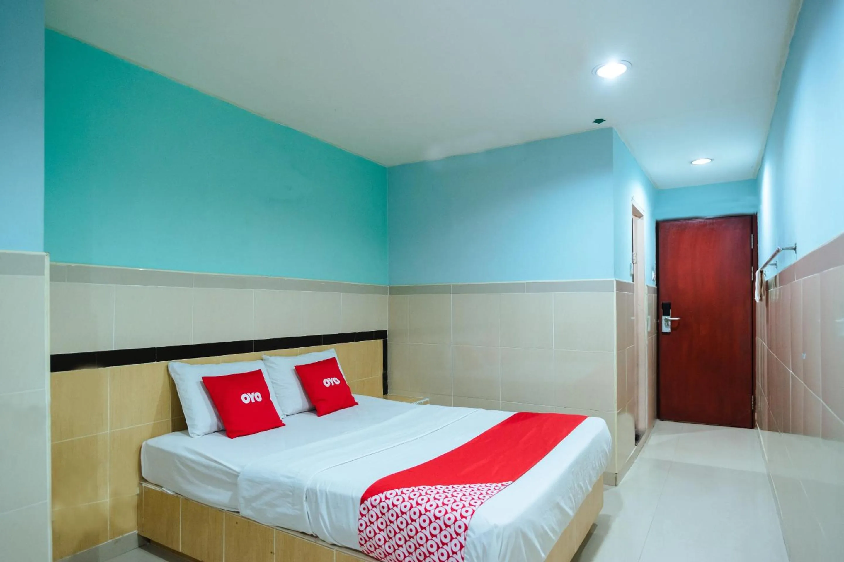 Deluxe Double Room in Hotel O Milion Inn