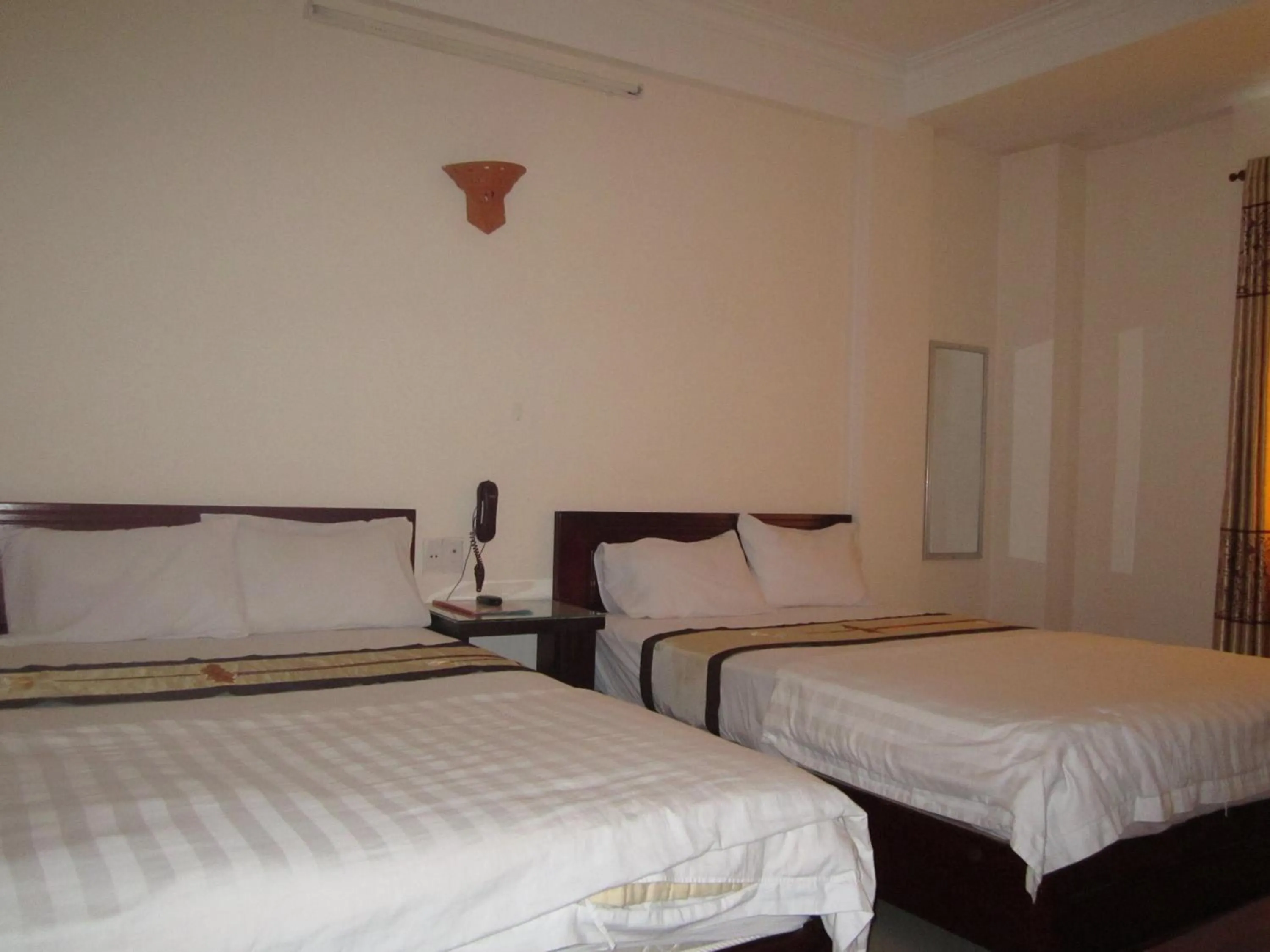 Twin Room in Nhiet Doi Hotel