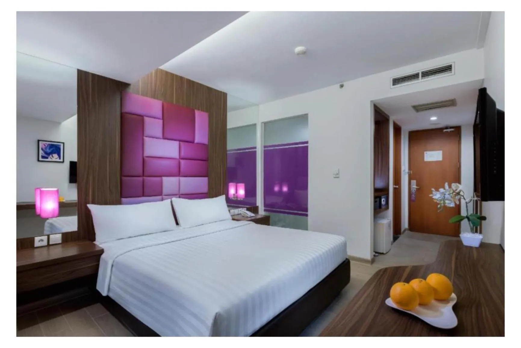 Deluxe Double or Twin Room in Quest Hotel Darmo - Surabaya by ASTON